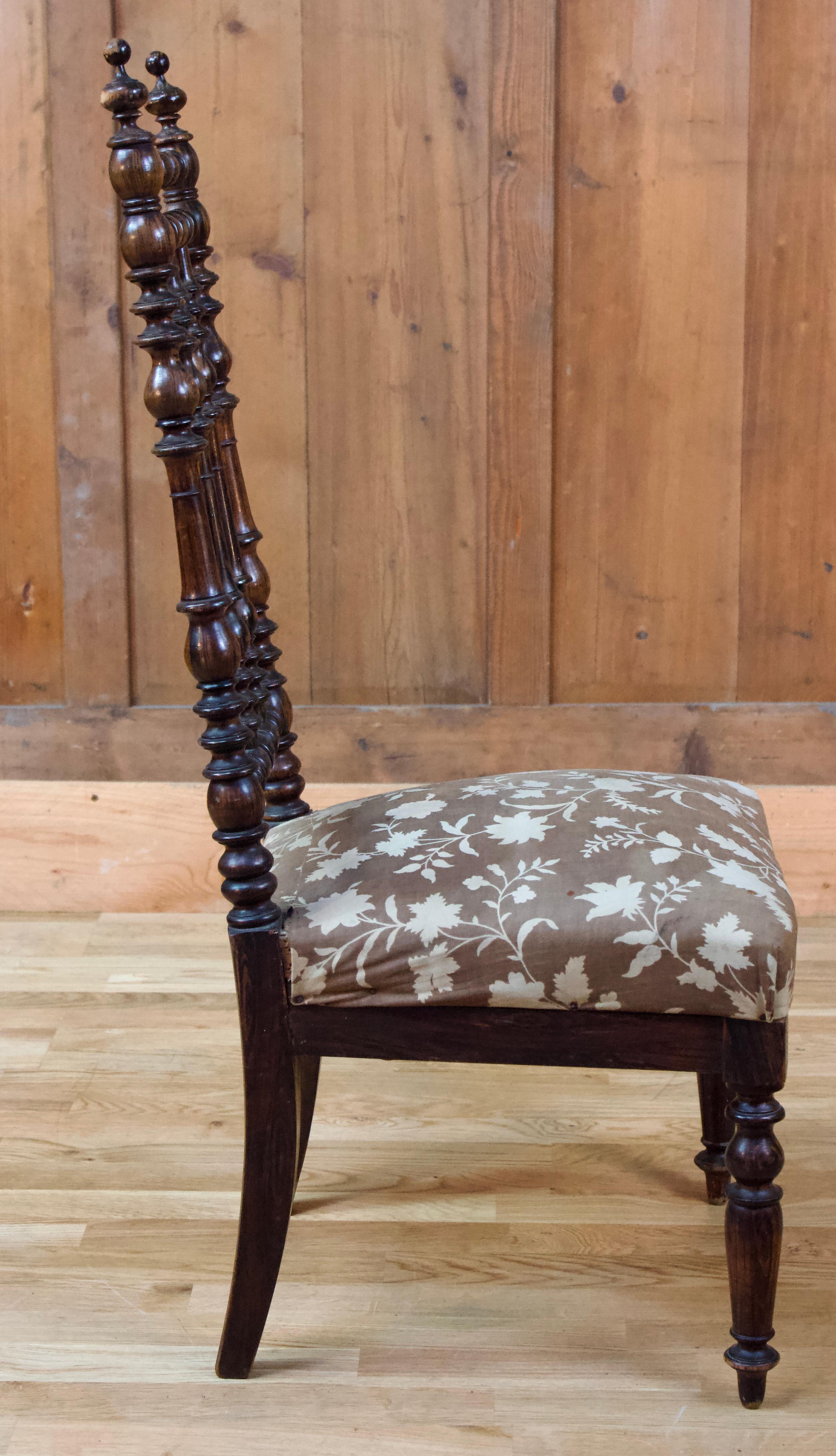 Francese Sedia in legno in stile Louis Philippe del XIX secolo in Francia in vendita