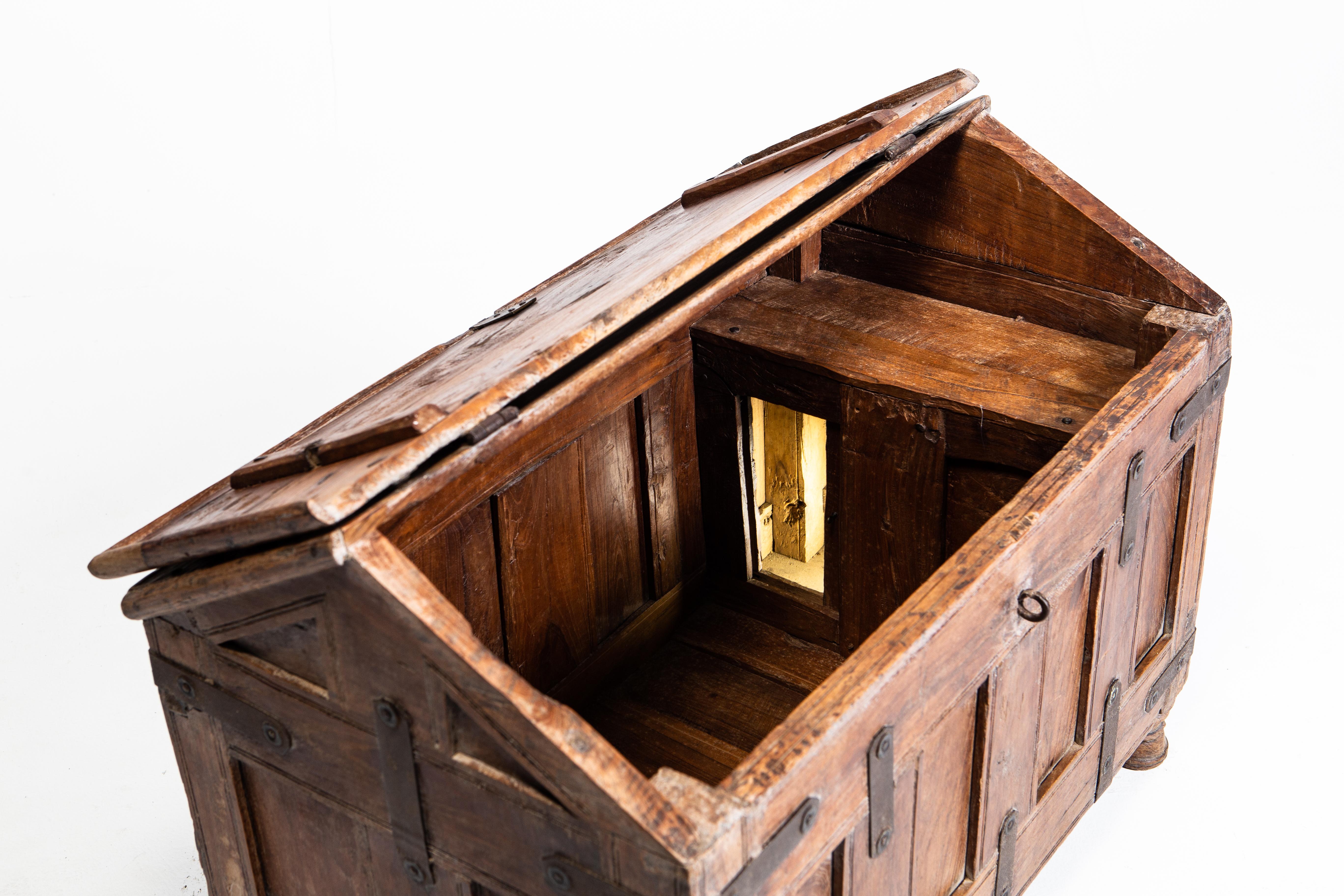wood chests