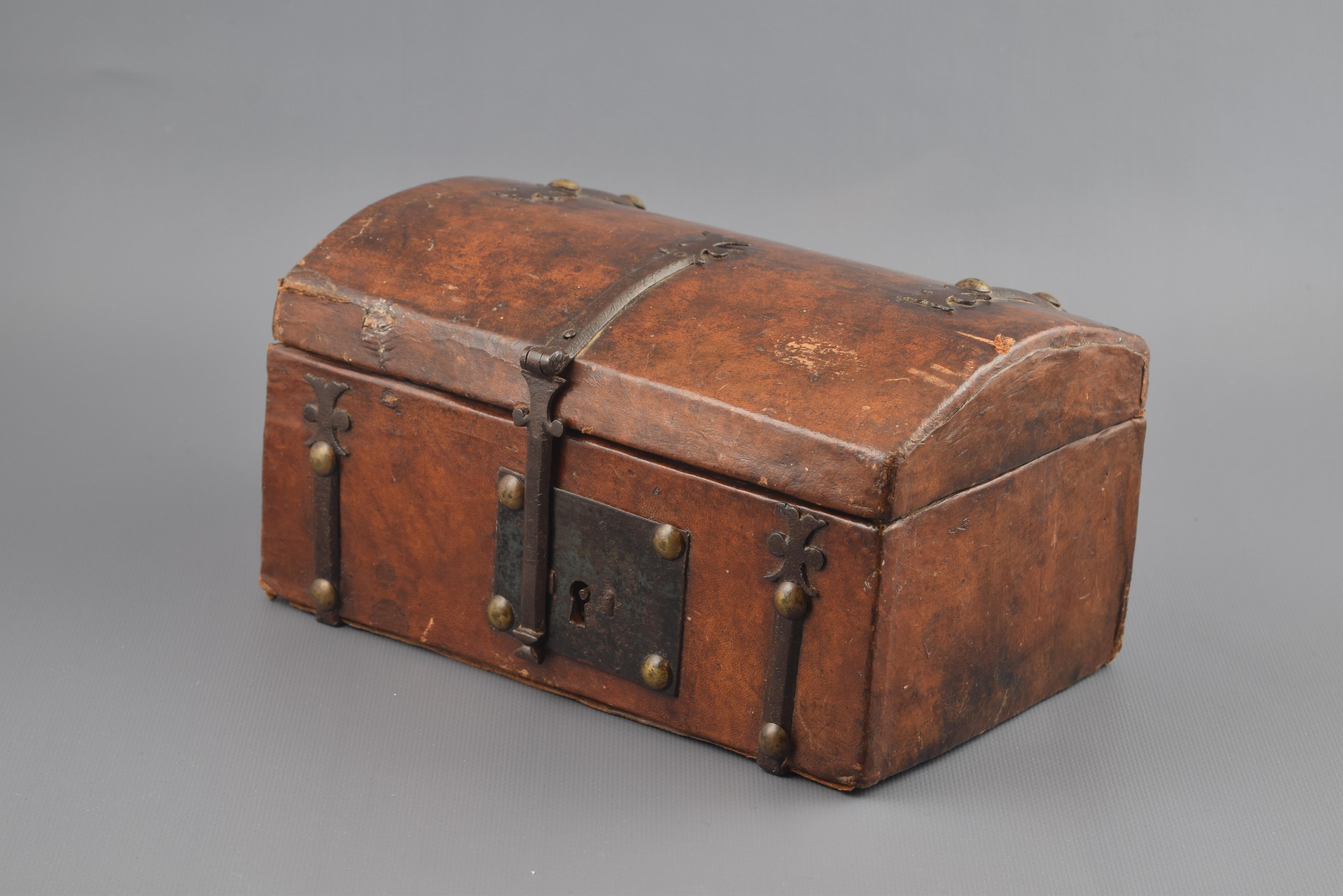 Baroque Wooden Chest, Leather and Metal, 17th Century