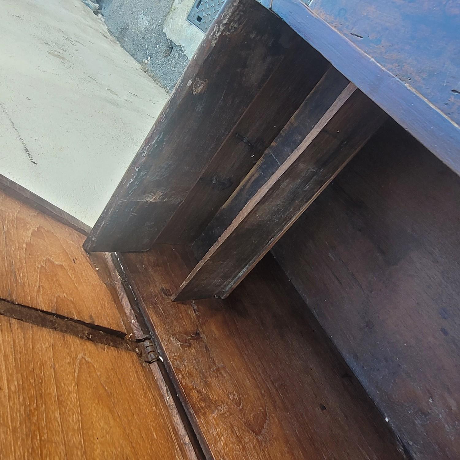 Arqueta de madera con marquetería de nácar, Siria, S. XIX en venta 3
