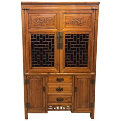 Vintage Wooden Chinese Decorated Cabinet / Vitrine