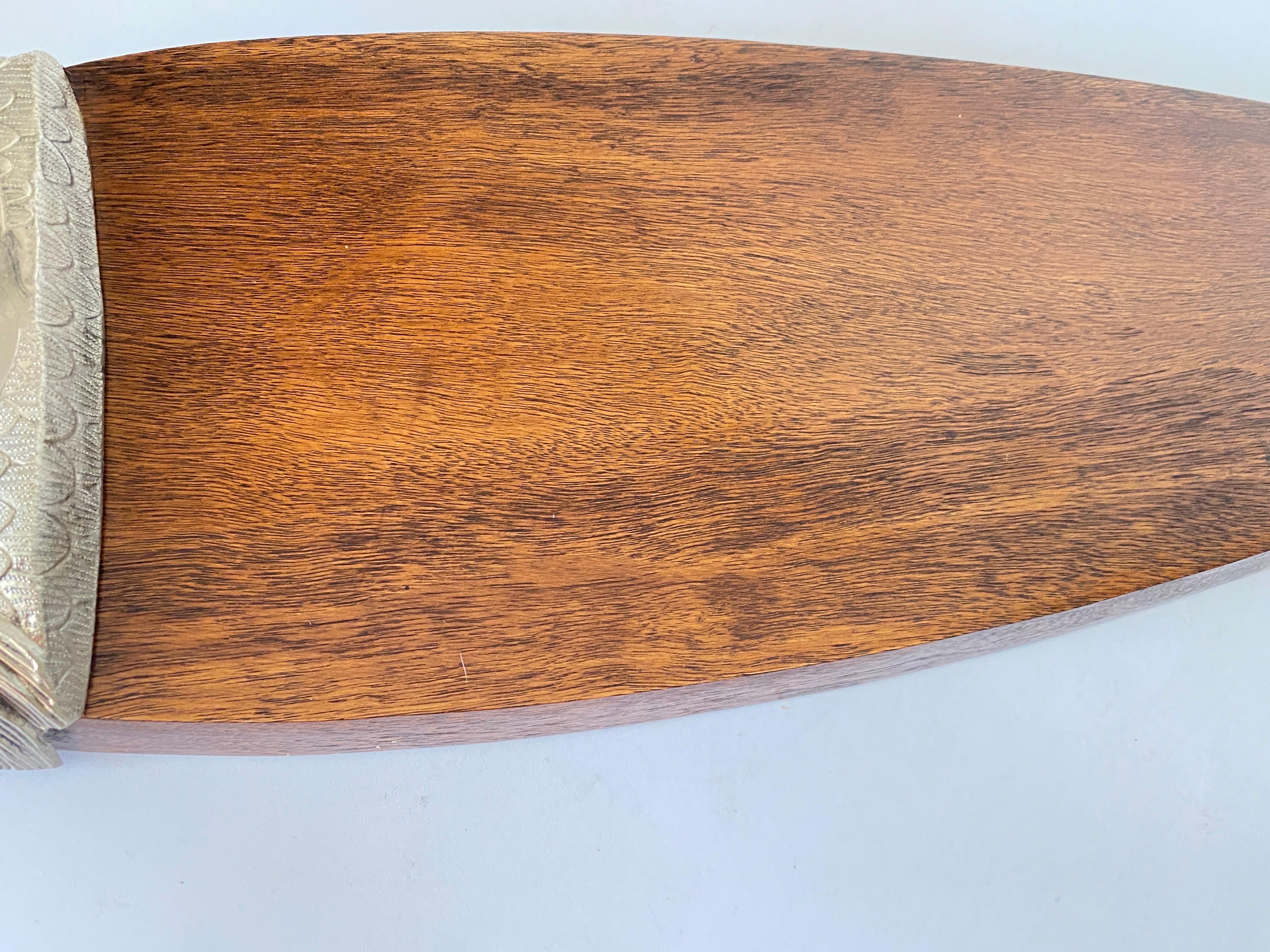 Planche à découper en bois, vieille patine, couleur Brown, française, 20e siècle en vente 2
