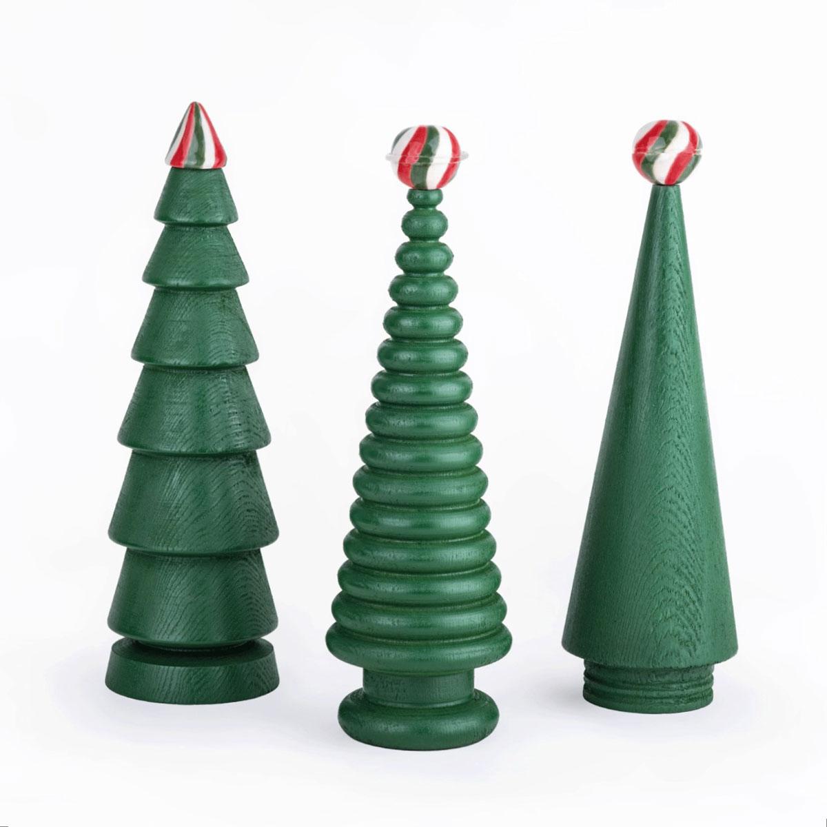 Modern Wooden Christmas Tree Set – Cedar with Ceramic Tip, Large Size For Sale