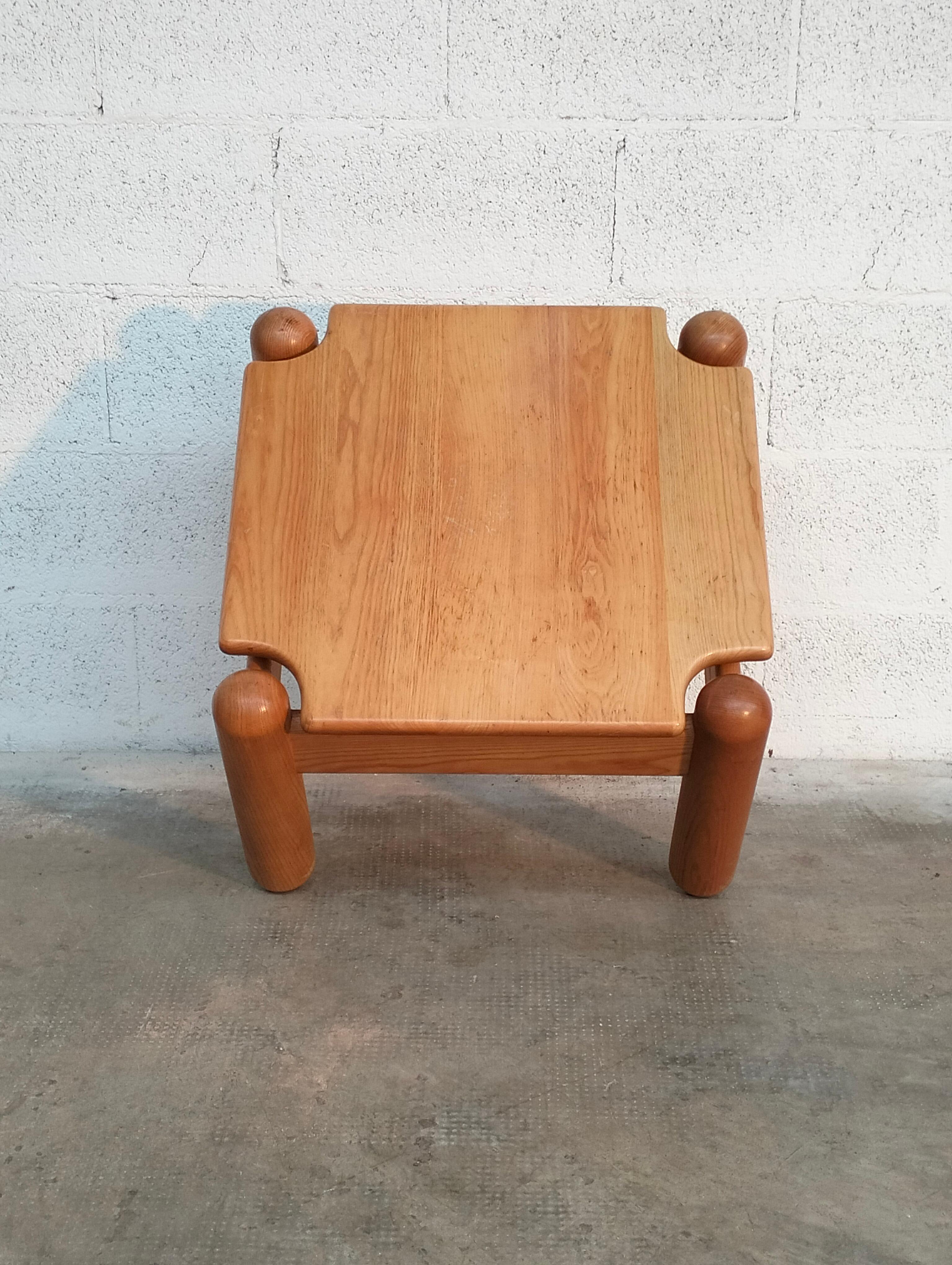 Wooden Coffee Side Table by Ilmari Tapiovaara for Fratelli Montina 70s For Sale 2