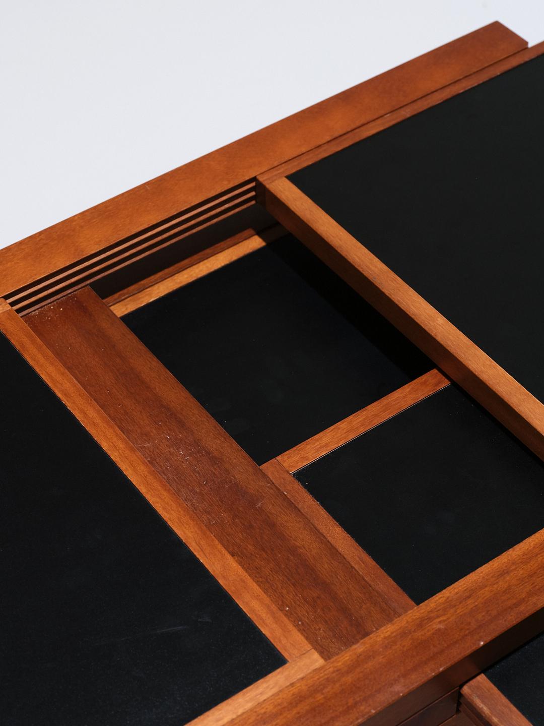 Moderne Table basse en bois, Bernard Vuarnesson, 1970 en vente