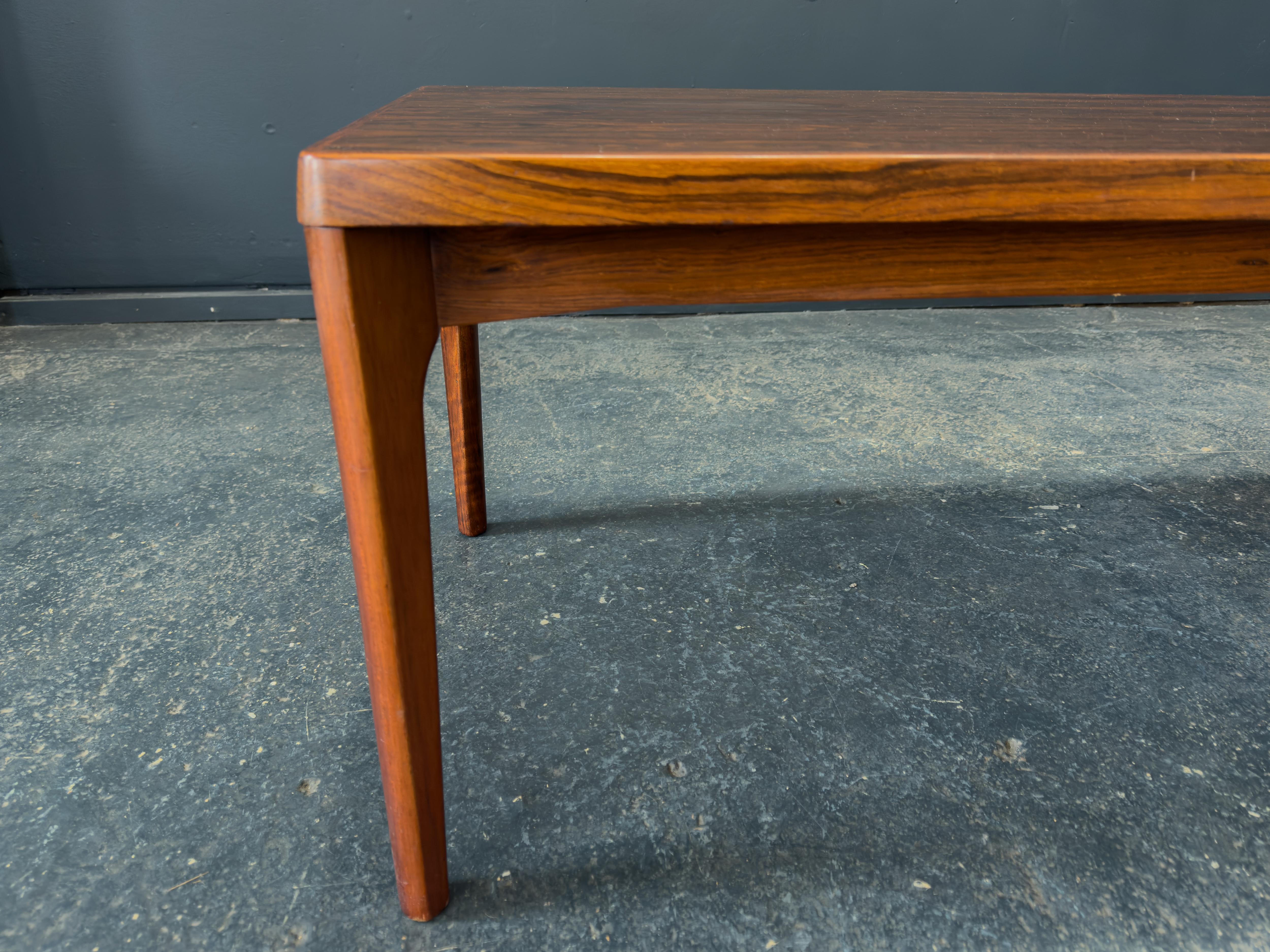 Bois Table basse en bois en vente