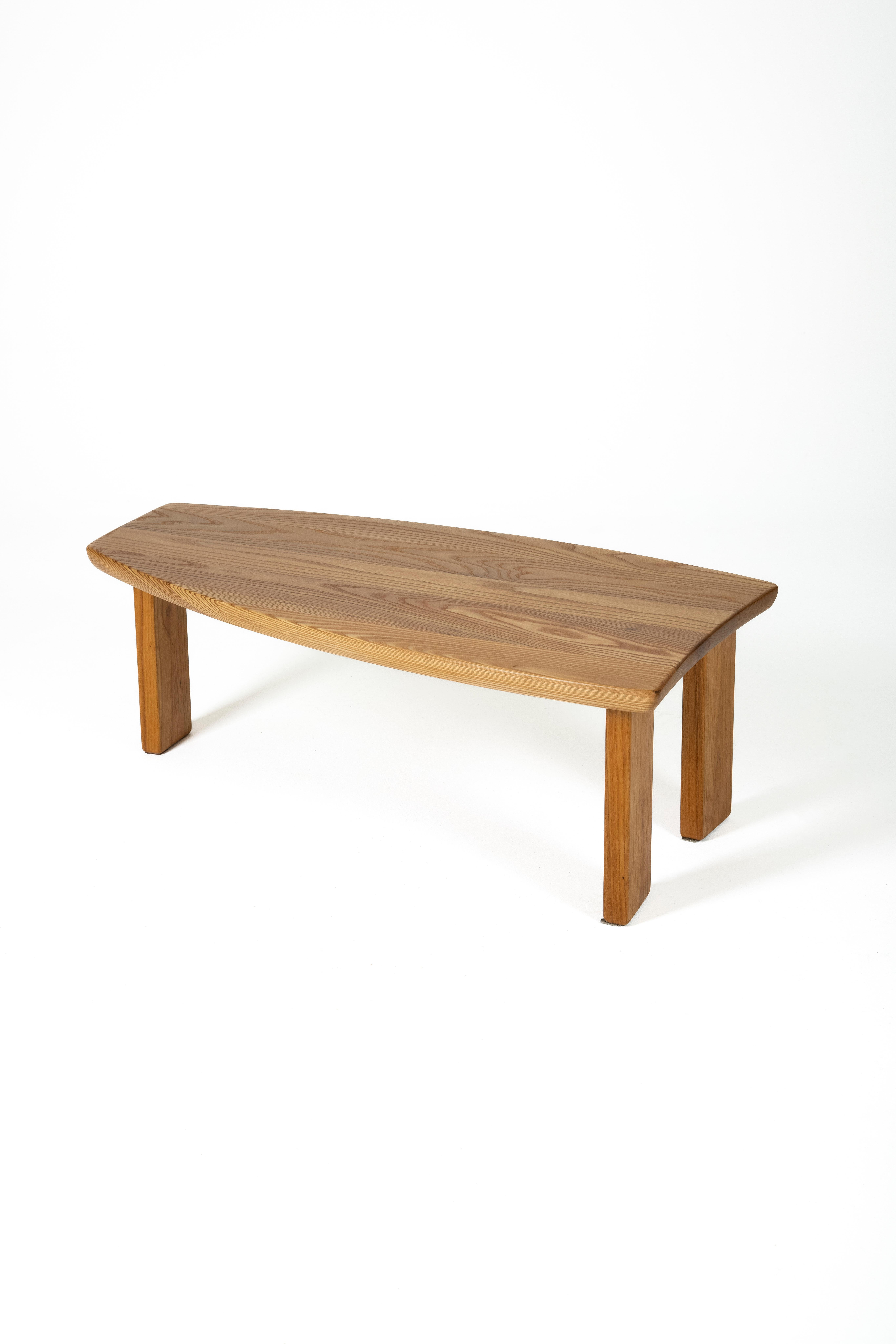 Wooden coffee table For Sale 1