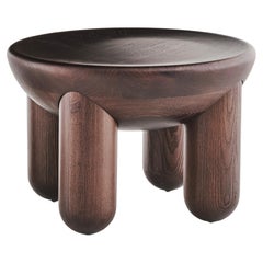 Mesa baja de madera Freyja 1 en acabado Fresno teñido marrón by Noom