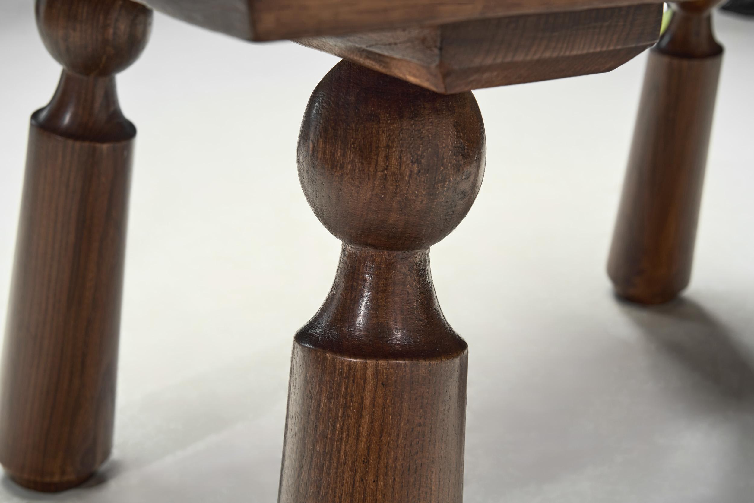 Table basse en bois à la manière de Charles Dudouyt, France Début du 20e siècle en vente 7
