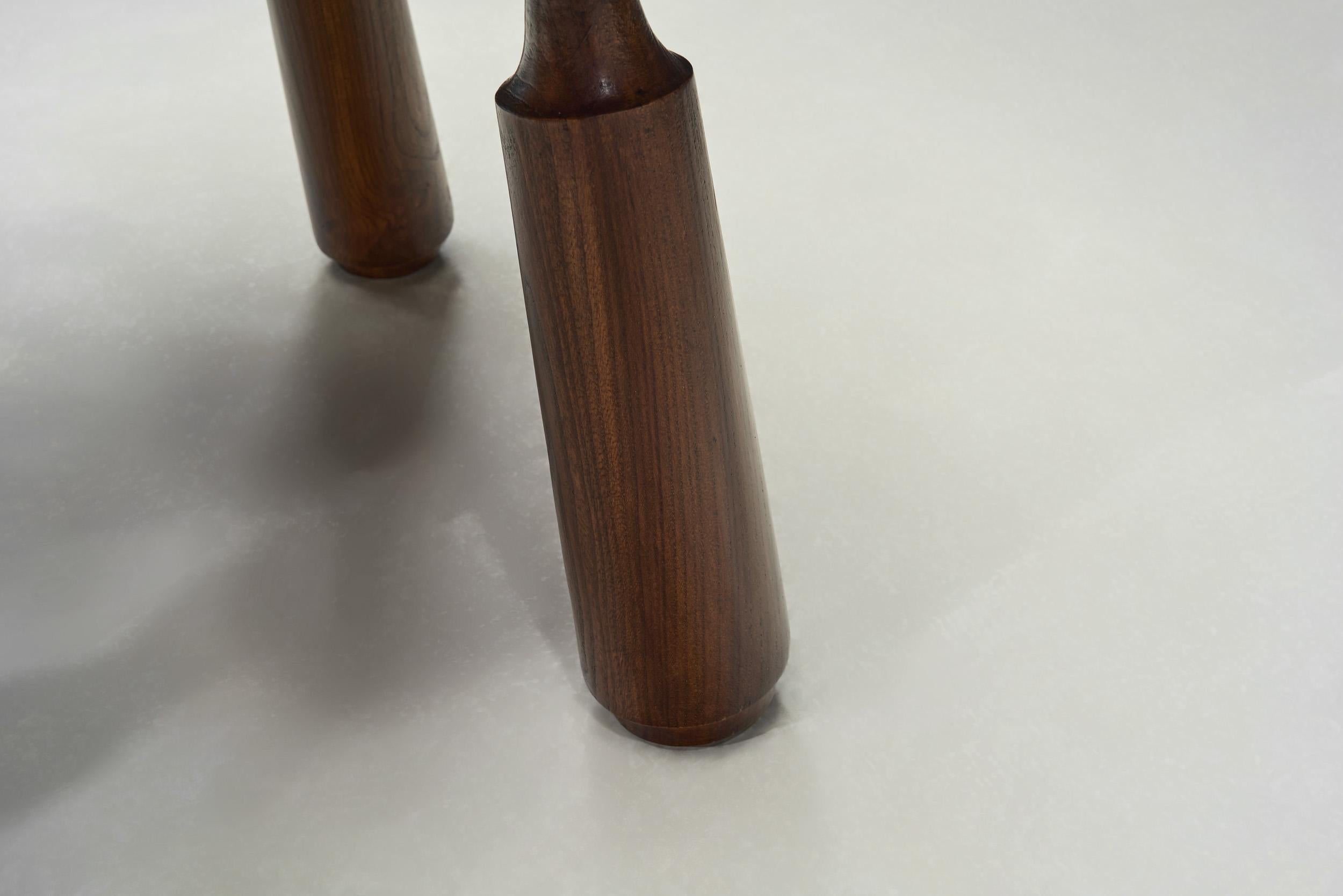 Table basse en bois à la manière de Charles Dudouyt, France Début du 20e siècle en vente 10