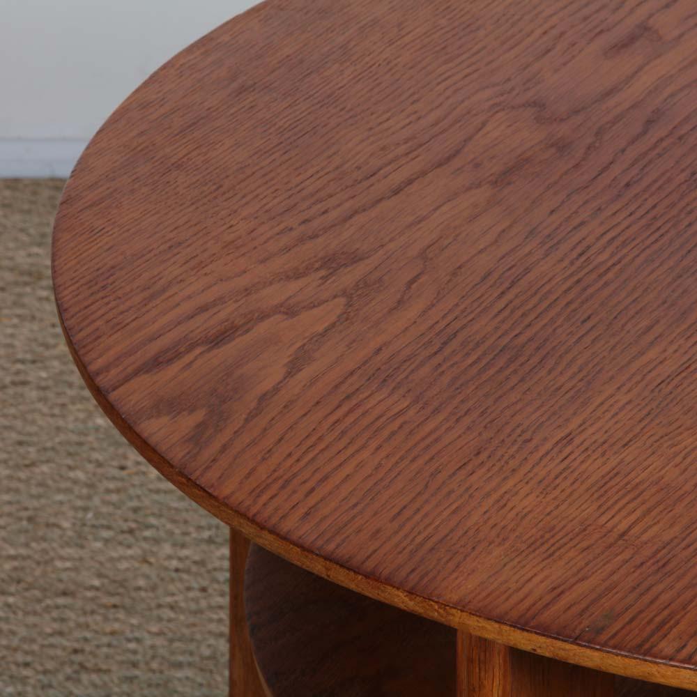 Wooden coffee table, pedestal table from the 1940s Francés en venta