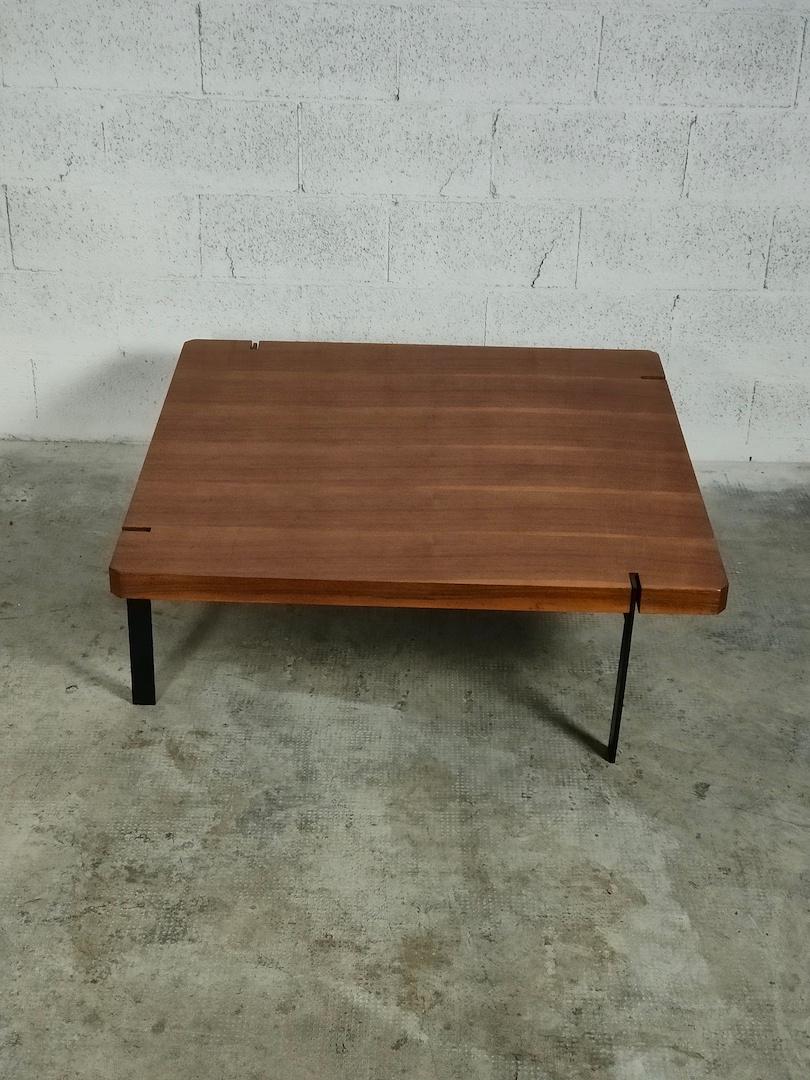 Mid-20th Century Wooden coffee table T906 by Gastone Rinaldi for Rima - Italy - 60s  For Sale