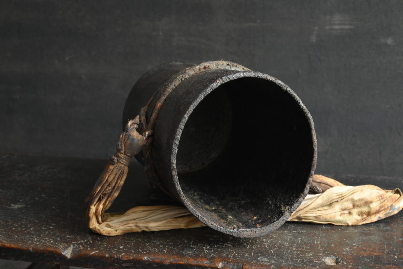 Wooden container used by old Japanese lacquer craftsmen/wall-hanging flower vase 9