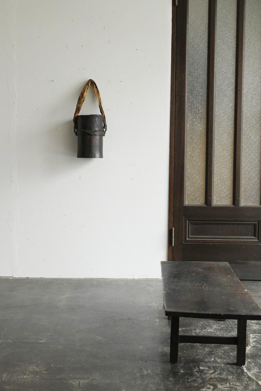 Wooden container used by old Japanese lacquer craftsmen/wall-hanging flower vase 11