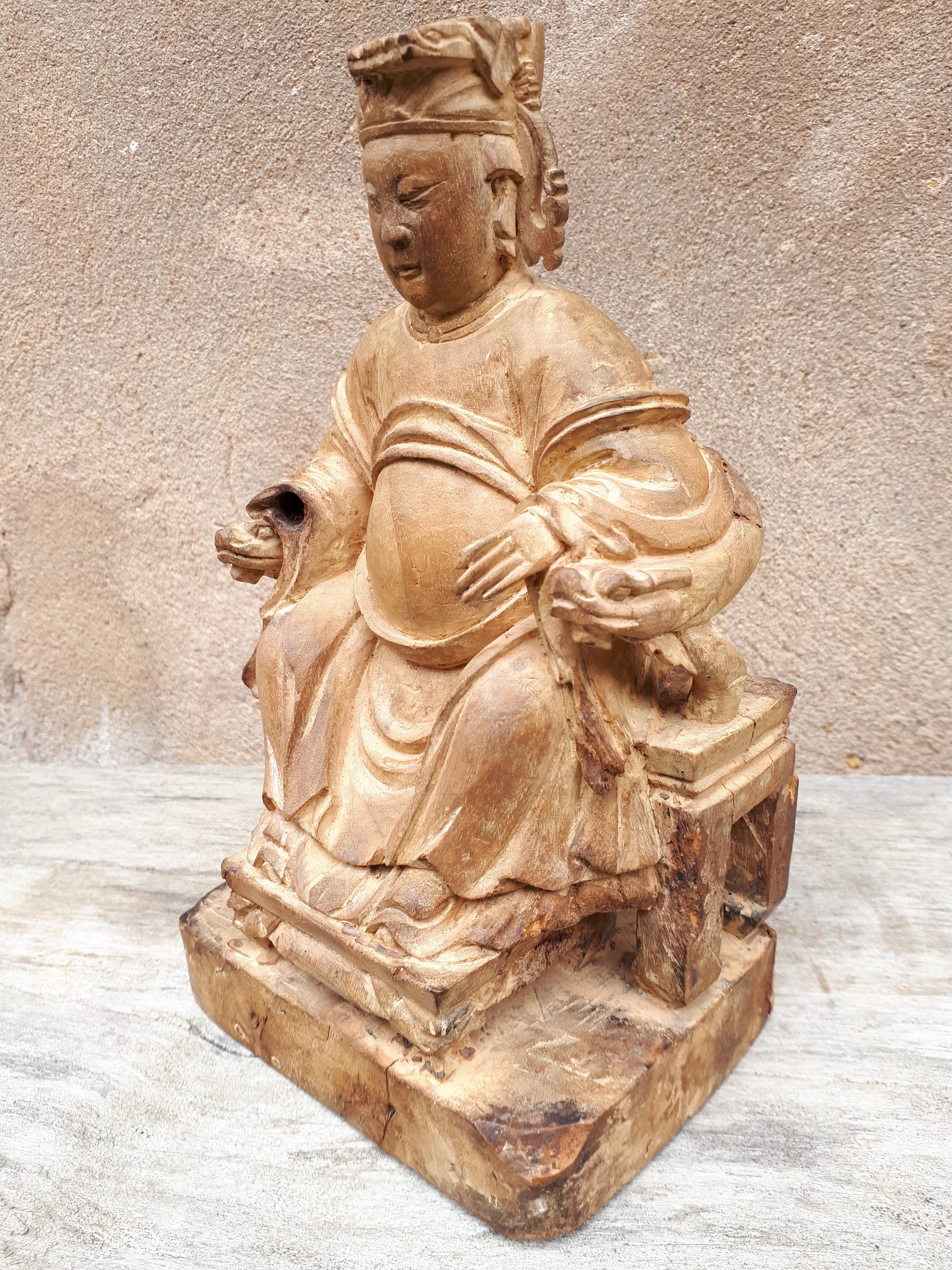 Wooden Deity Statue, China Ming Period For Sale 3