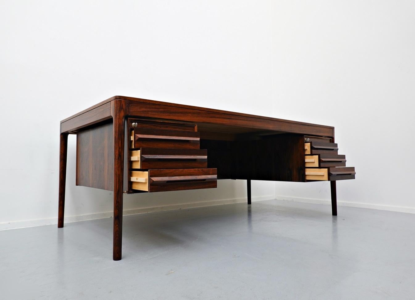 Mid-Century Modern Wooden Desk, 1960s 7