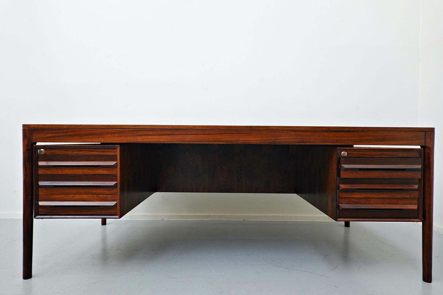 Mid-Century Modern Wooden Desk, 1960s 12