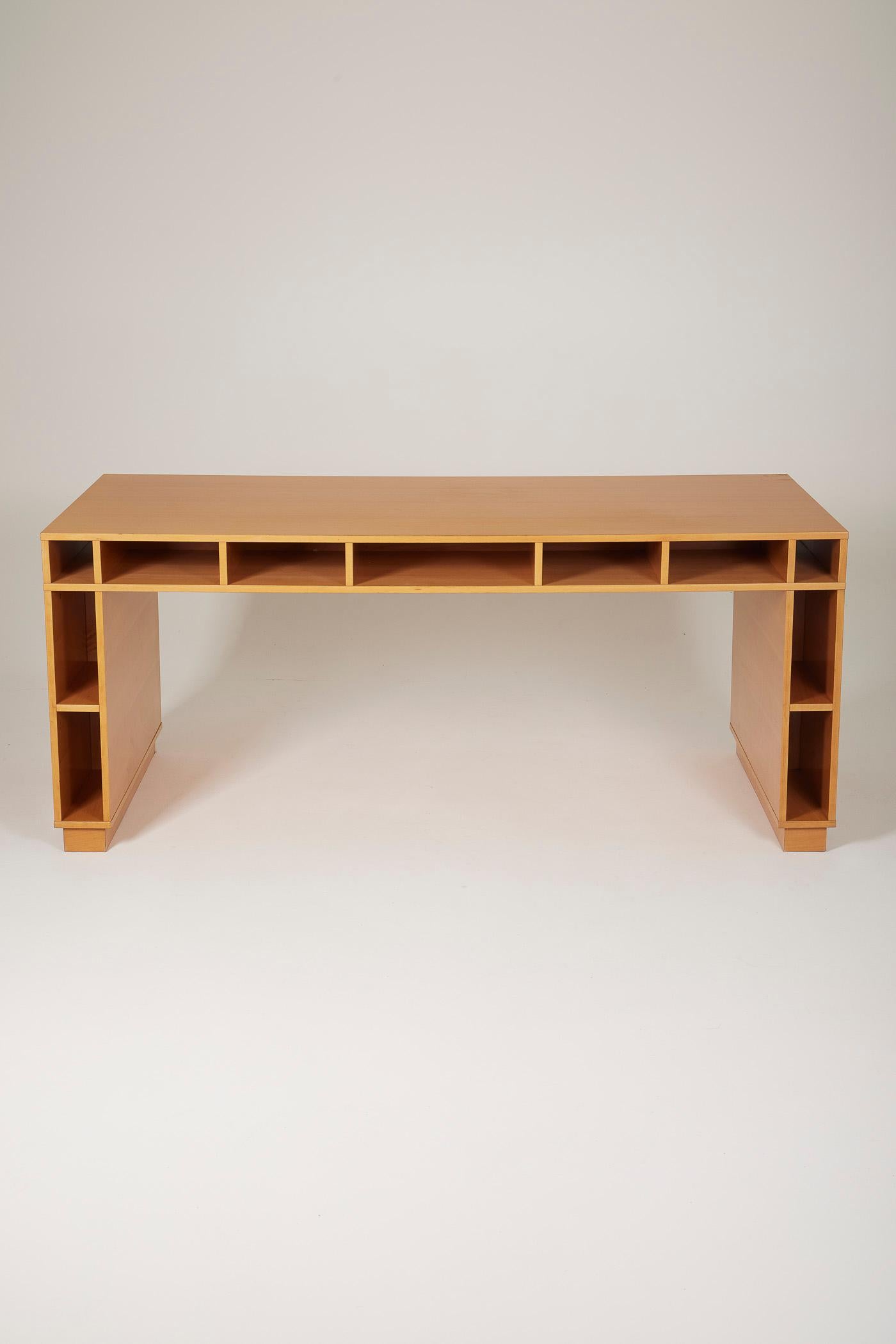Wooden desk by Ricardo Bofill For Sale 5
