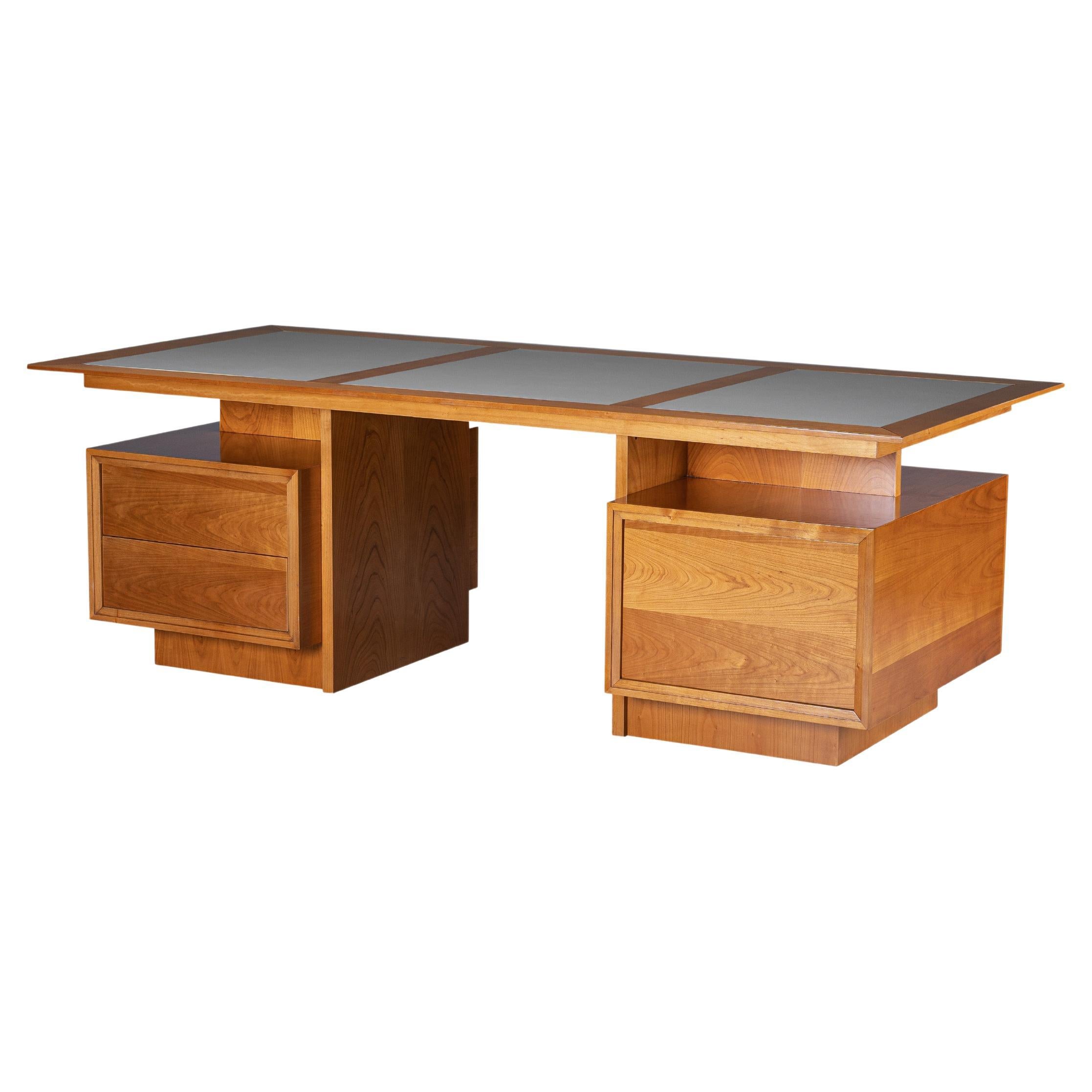 Schreibtisch aus Holz aus Kirschbaumholz mit Lederplatte, Präsident von Morelato