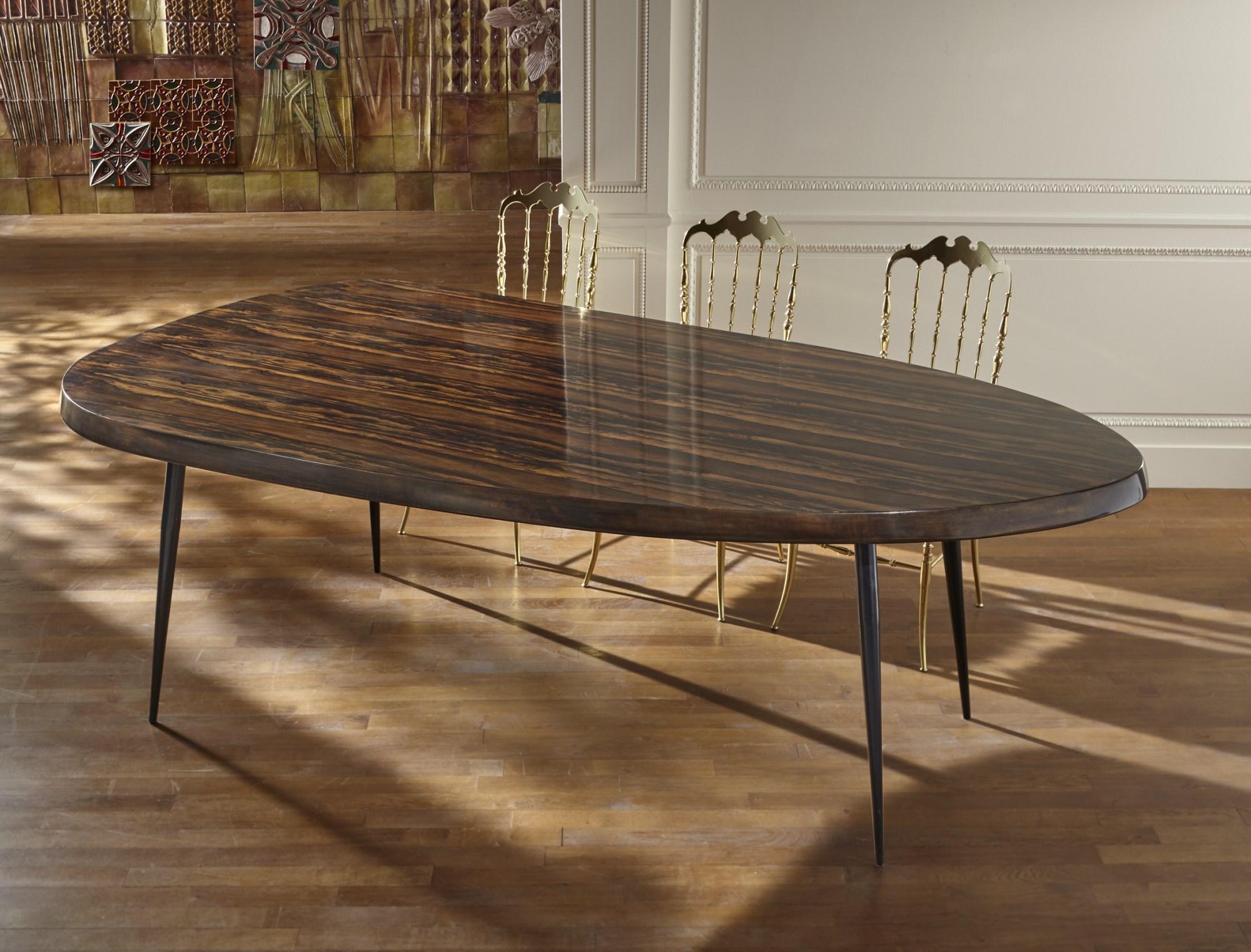 Dining table in ziricote wood.
Modern creation by Studio Glustin.
France, 2019.