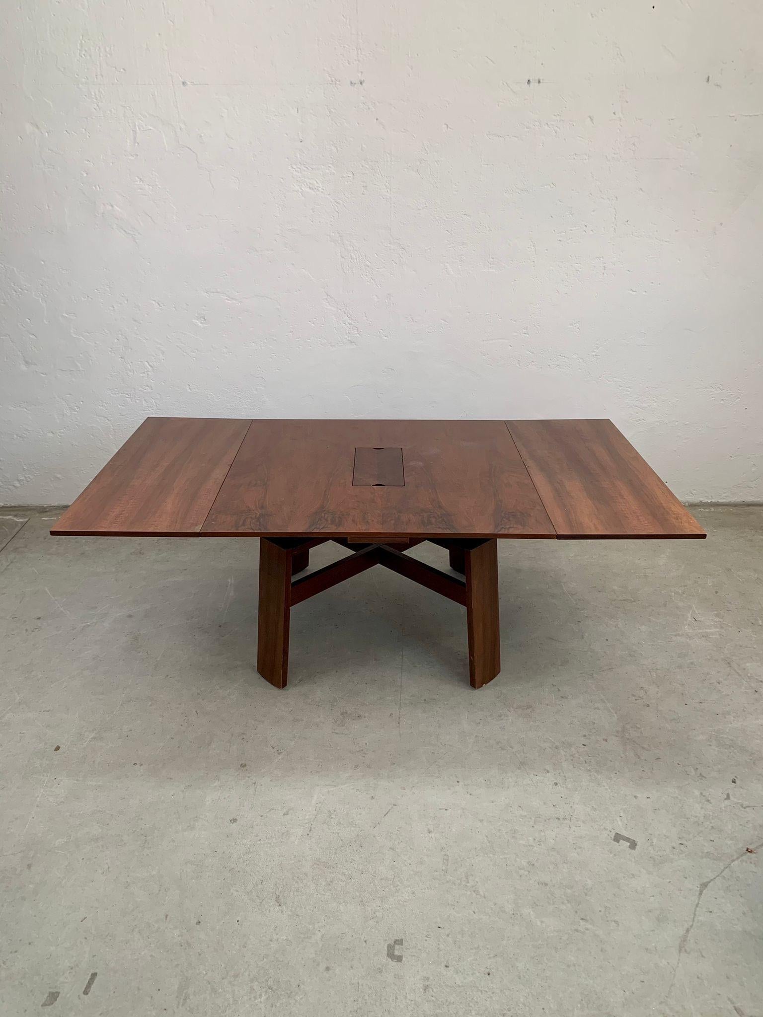 Mid-Century Modern wooden dining table by Silvio Coppola for Bernini, Italy, 1964 For Sale