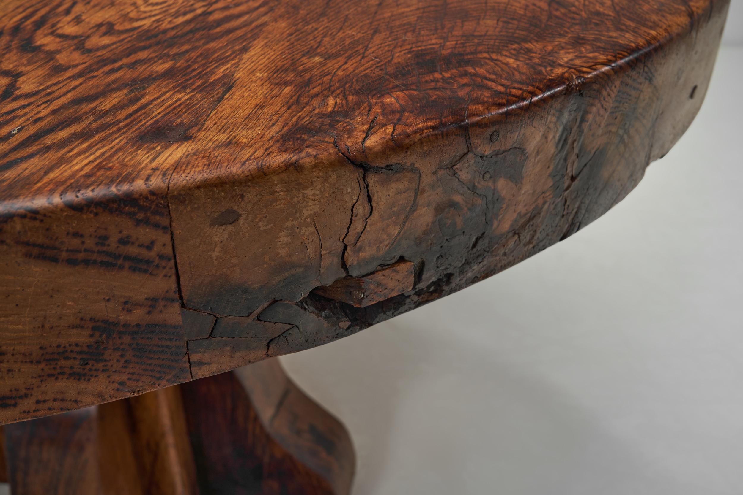 Wooden Dining Table with Carved Leg, Europe Mid-20th Century For Sale 8