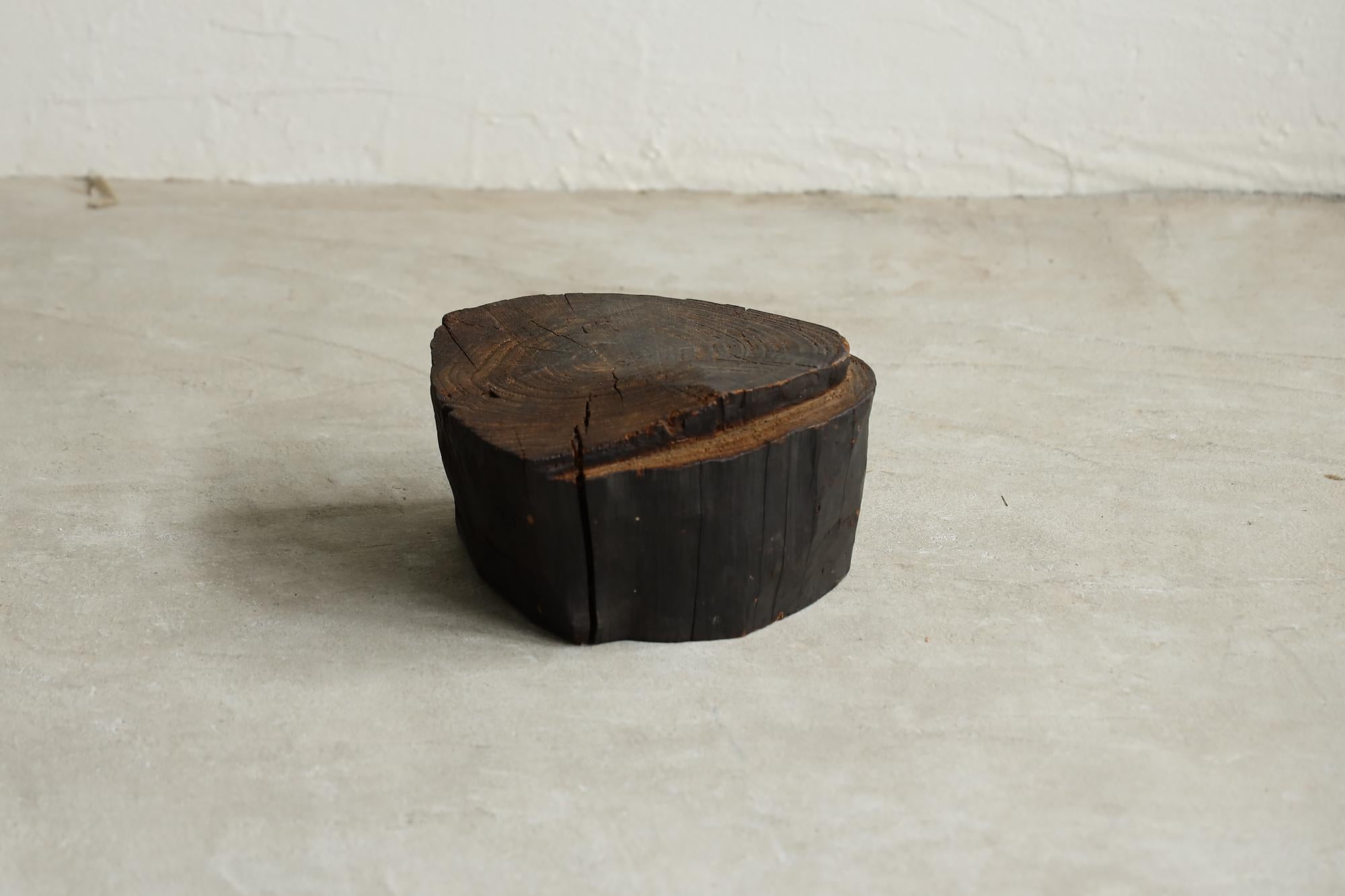 Holzständer, niedriger Tisch, japanische Antiquität, Wabi-Sabi, Mingei im Angebot 4