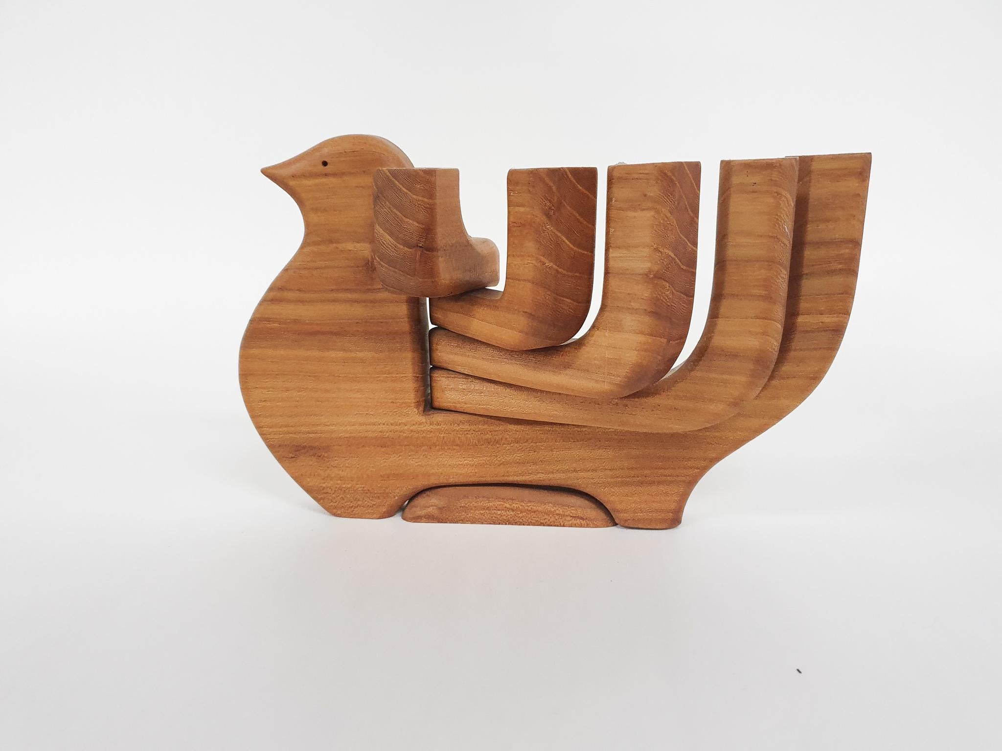 Wooden Dove Candelabra by Taitra, Uppsala, Sweden In Good Condition In Amsterdam, NL