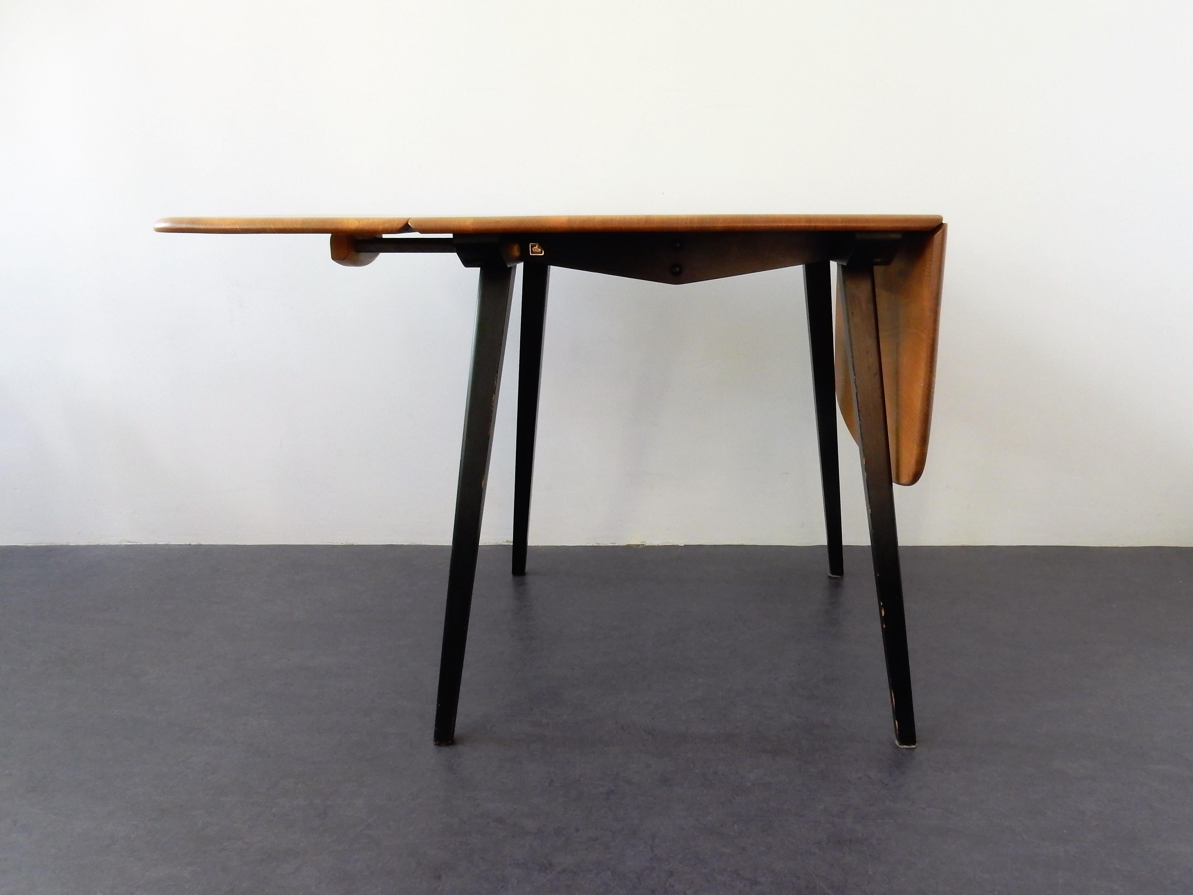 Mid-Century Modern Wooden Drop-Leaf Dining Table by Lucian R. Ercolani for Ercol, England, 1960s
