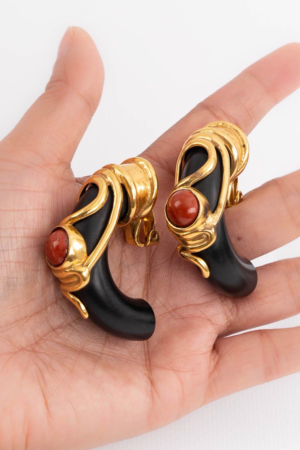 Wooden Ethnic Earrings with Wood and Cabochons For Sale 1