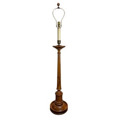 Lampada da terra a candeliere in legno tornito vintage Chapman Italia