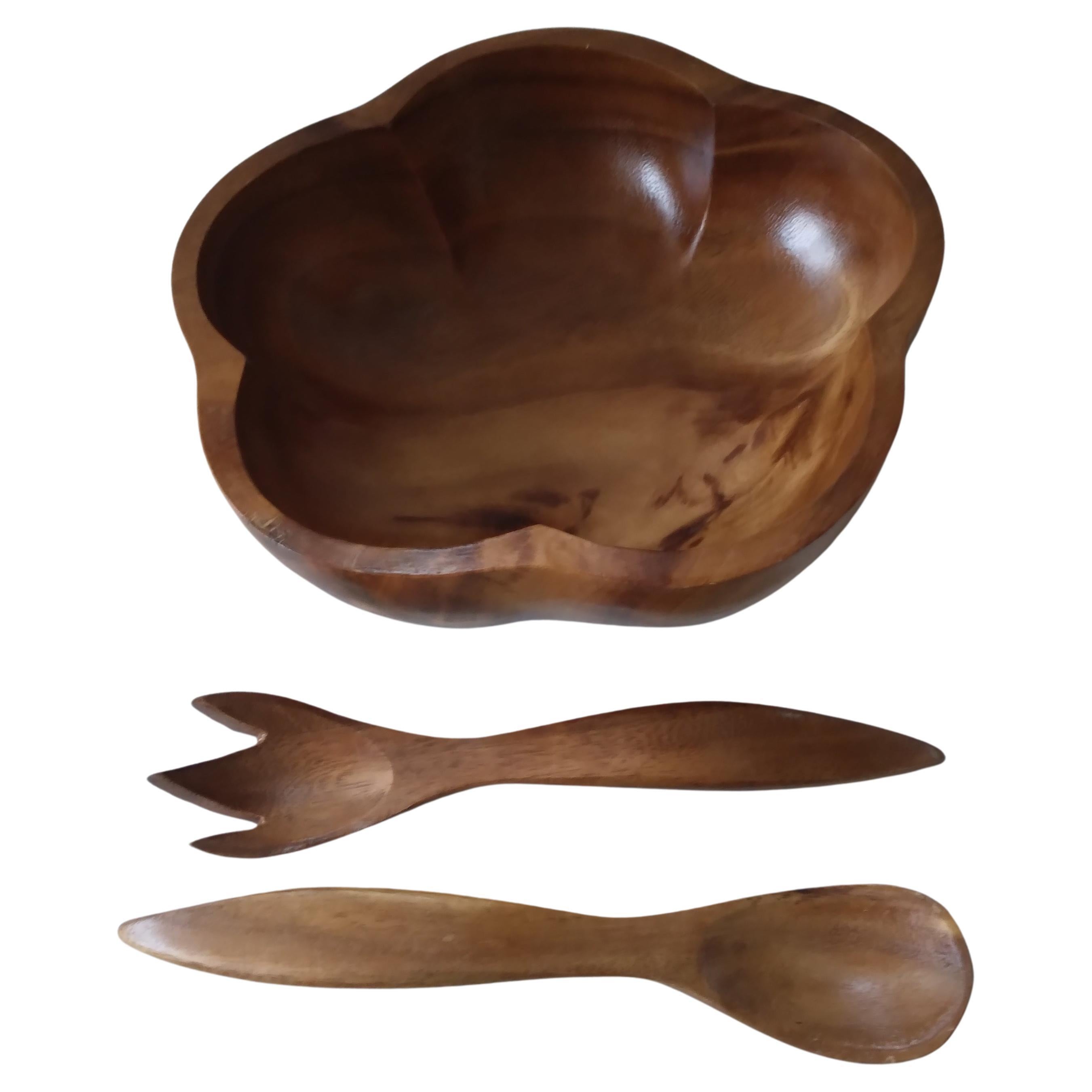 Wooden Flower Shaped Salad Bowl with Servers