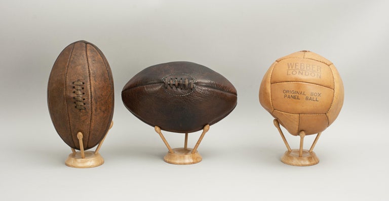 Présentoir en bois pour ballon de foot et rugby | Votre wishlist sur
