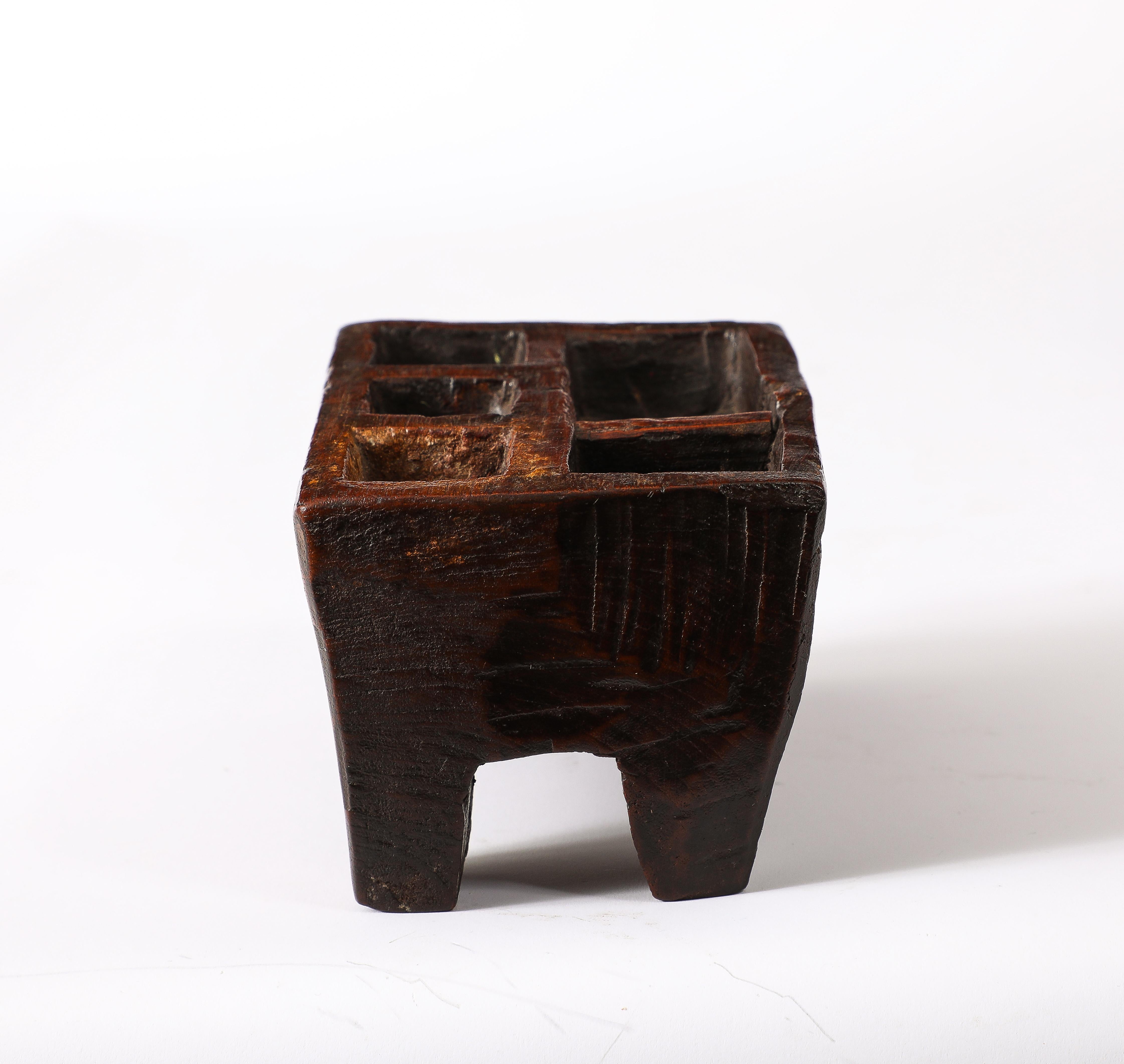 Wooden Footed Tray, USA 1900's For Sale 6