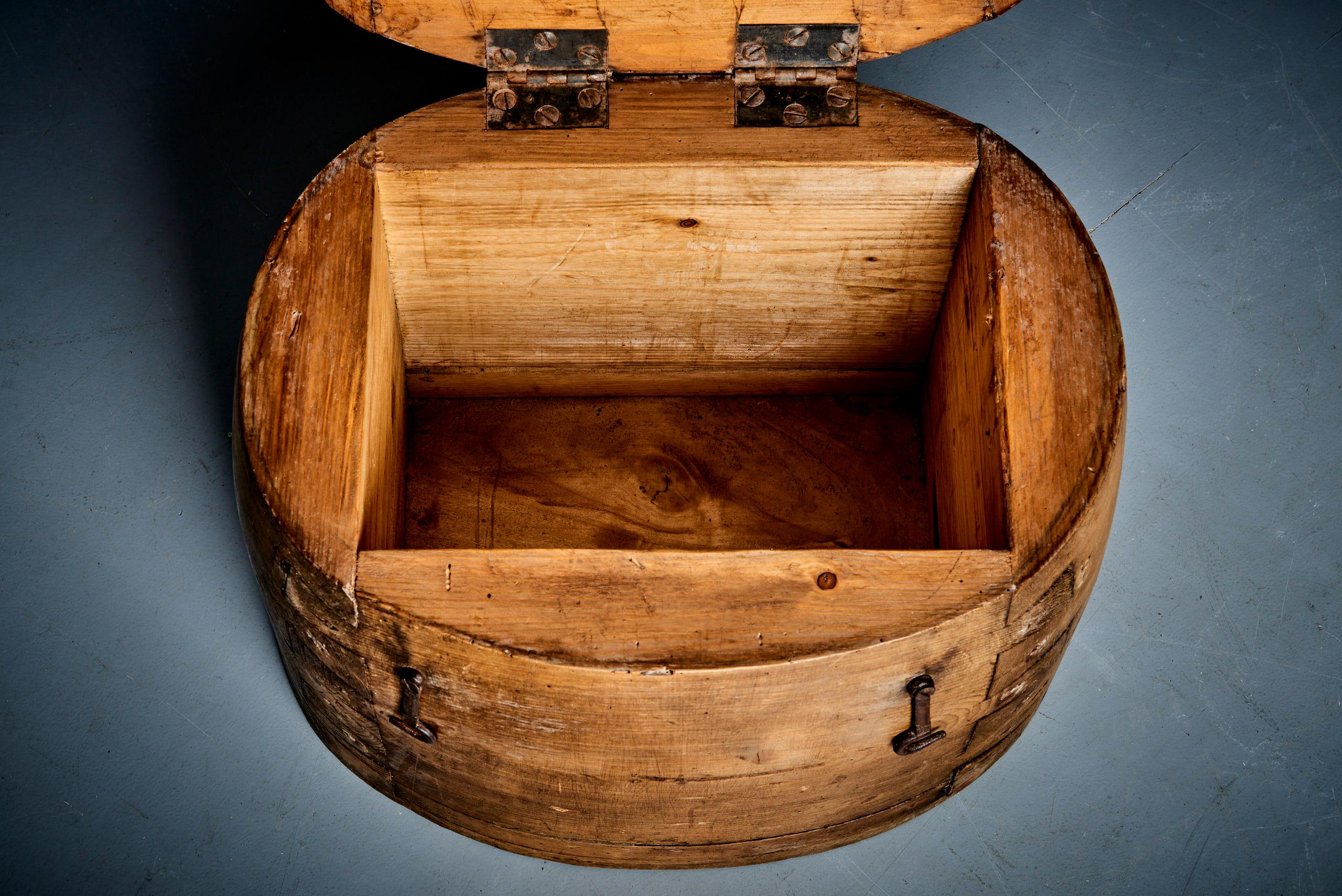 ex ghiacciaia in legno Francia - anni '30 in vendita 2