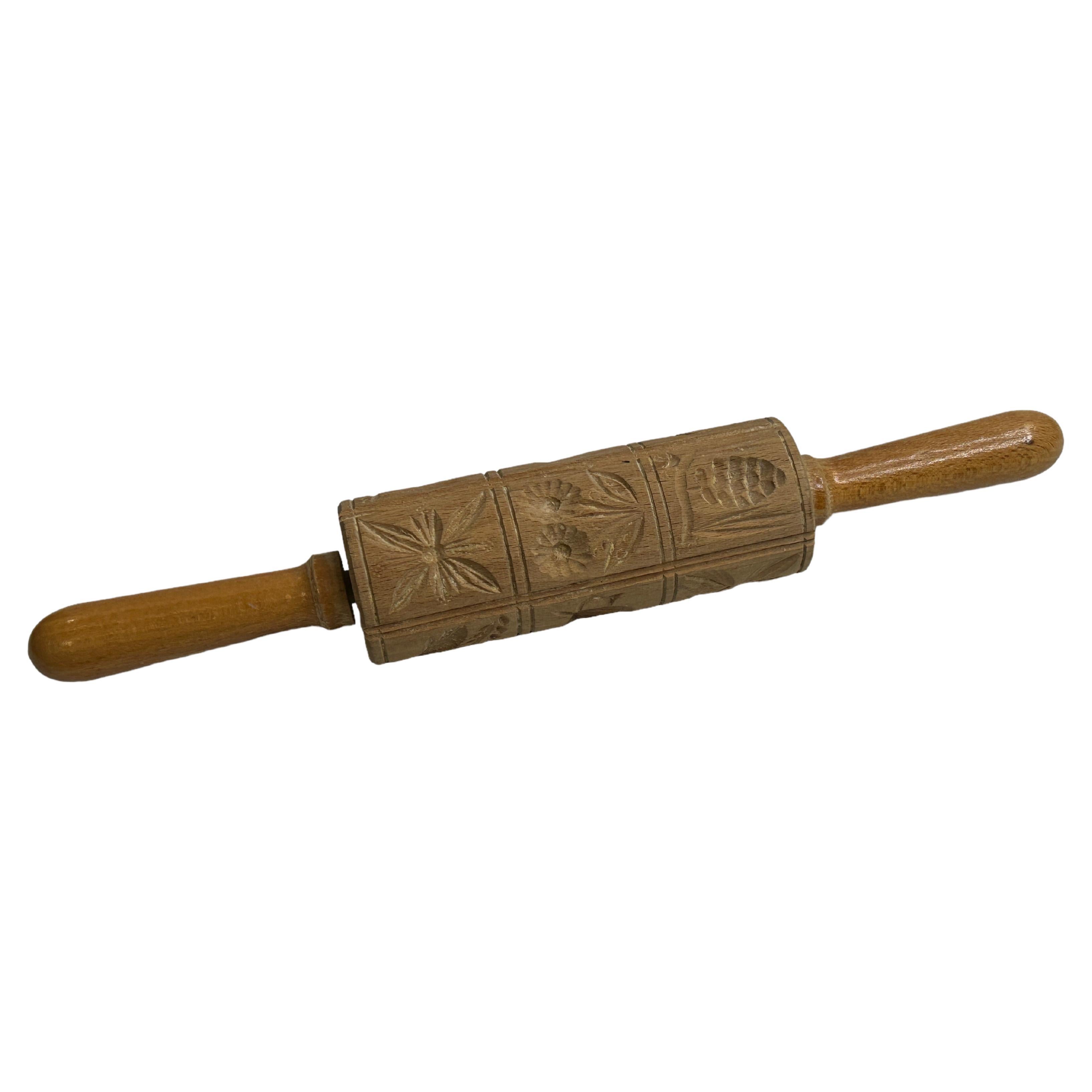 wooden Gingerbread Cookie Speculaas Springerle  Rolling Pin Antique German 1900s