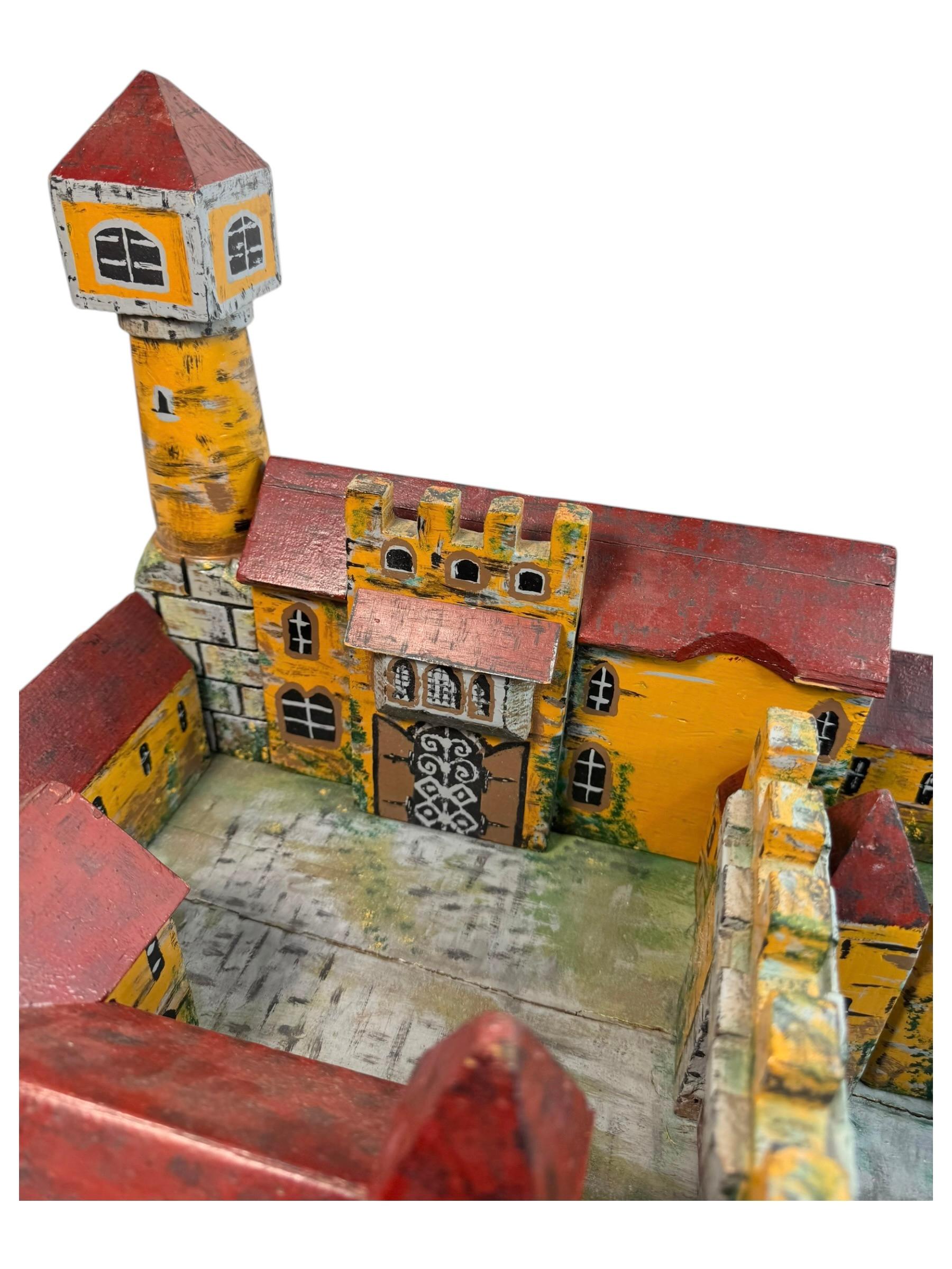 Handgefertigtes Holz-Trench-Volkskunst-Spielzeug Castle Medieval Knight, Deutsch, 1910er Jahre im Angebot 7