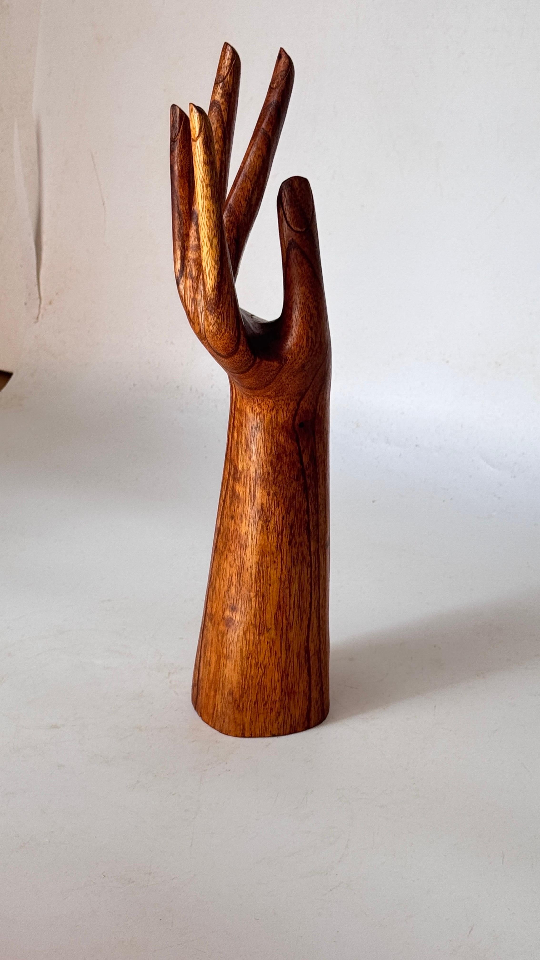 Wooden Hand Jewelry Display Sculpture, Finely Carved with Natural Varnish – Deco For Sale 1