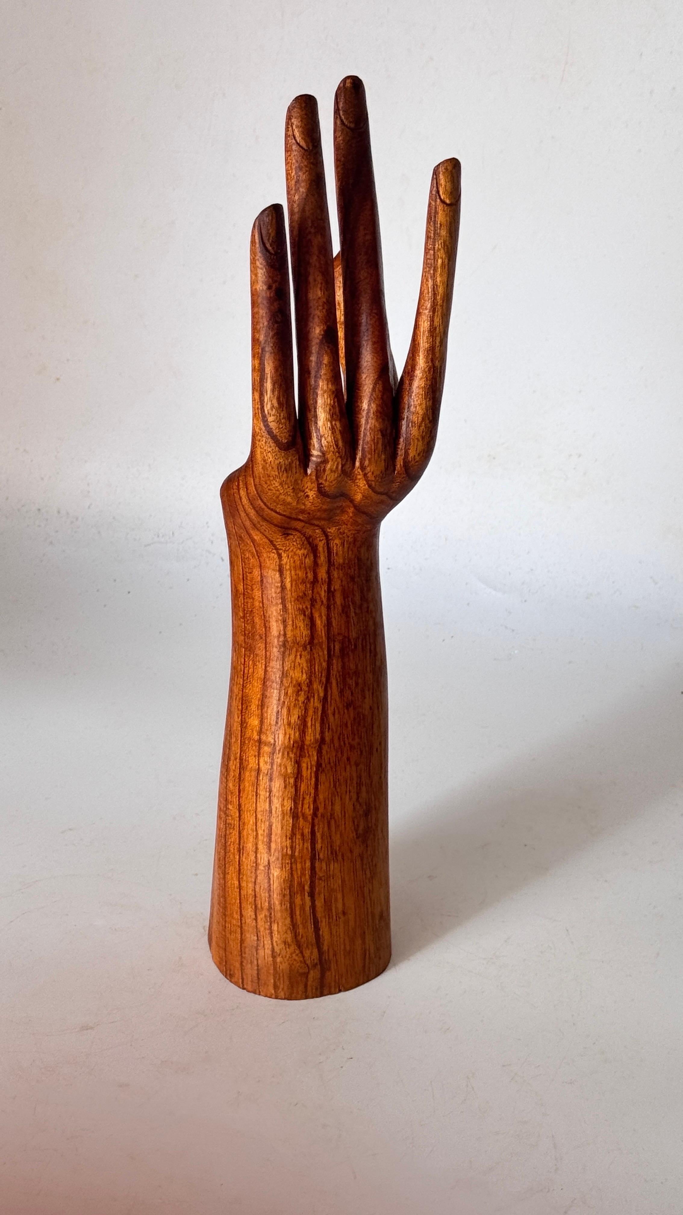 Wooden Hand Jewelry Display Sculpture, Finely Carved with Natural Varnish – Deco For Sale 3