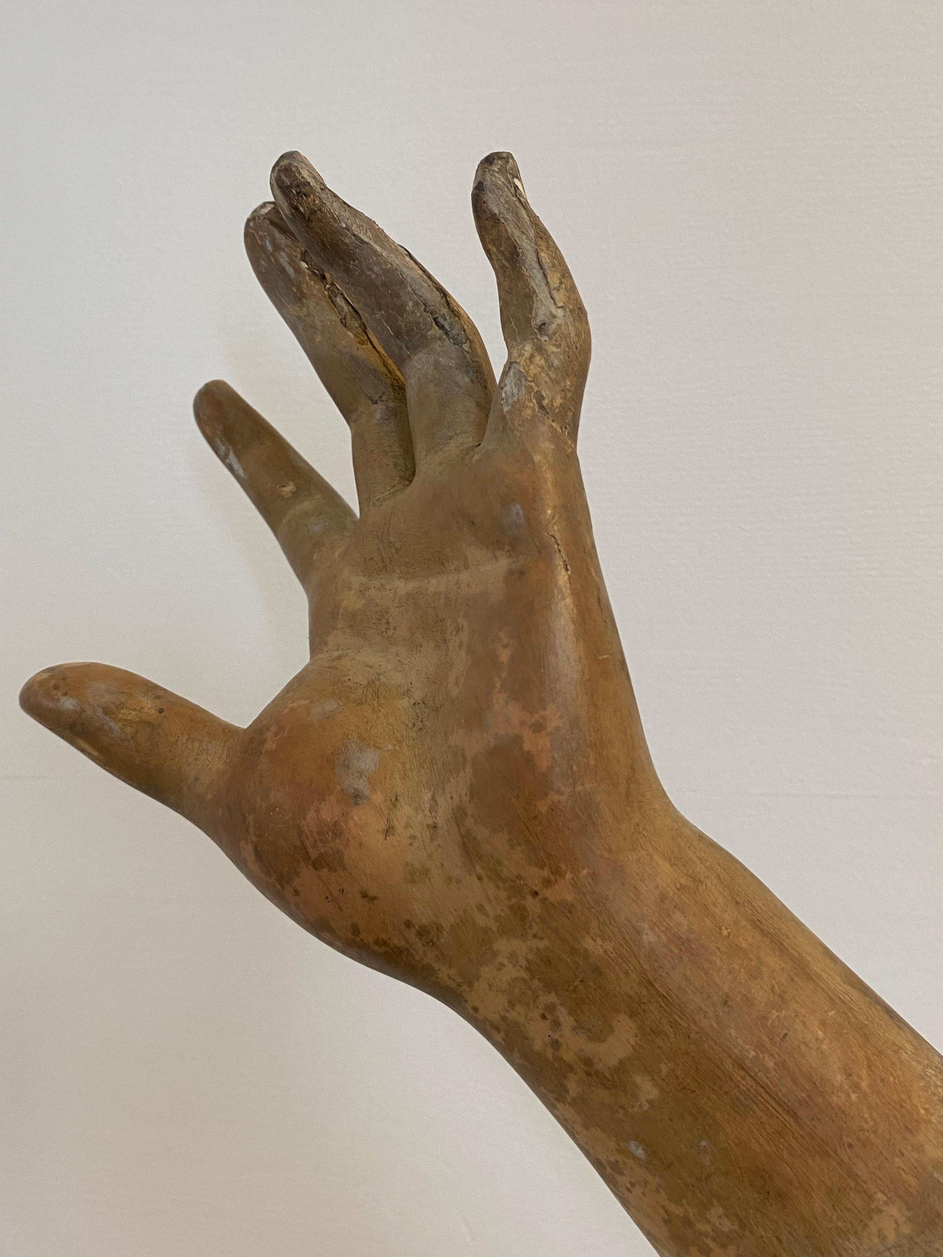 Wooden Hand of an Antique Mannequin, Italy, 18 th Century For Sale 4