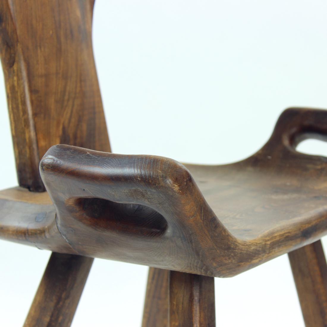 Handgefertigter Beistellstuhl aus Holz, Holland 1920er Jahre im Angebot 3