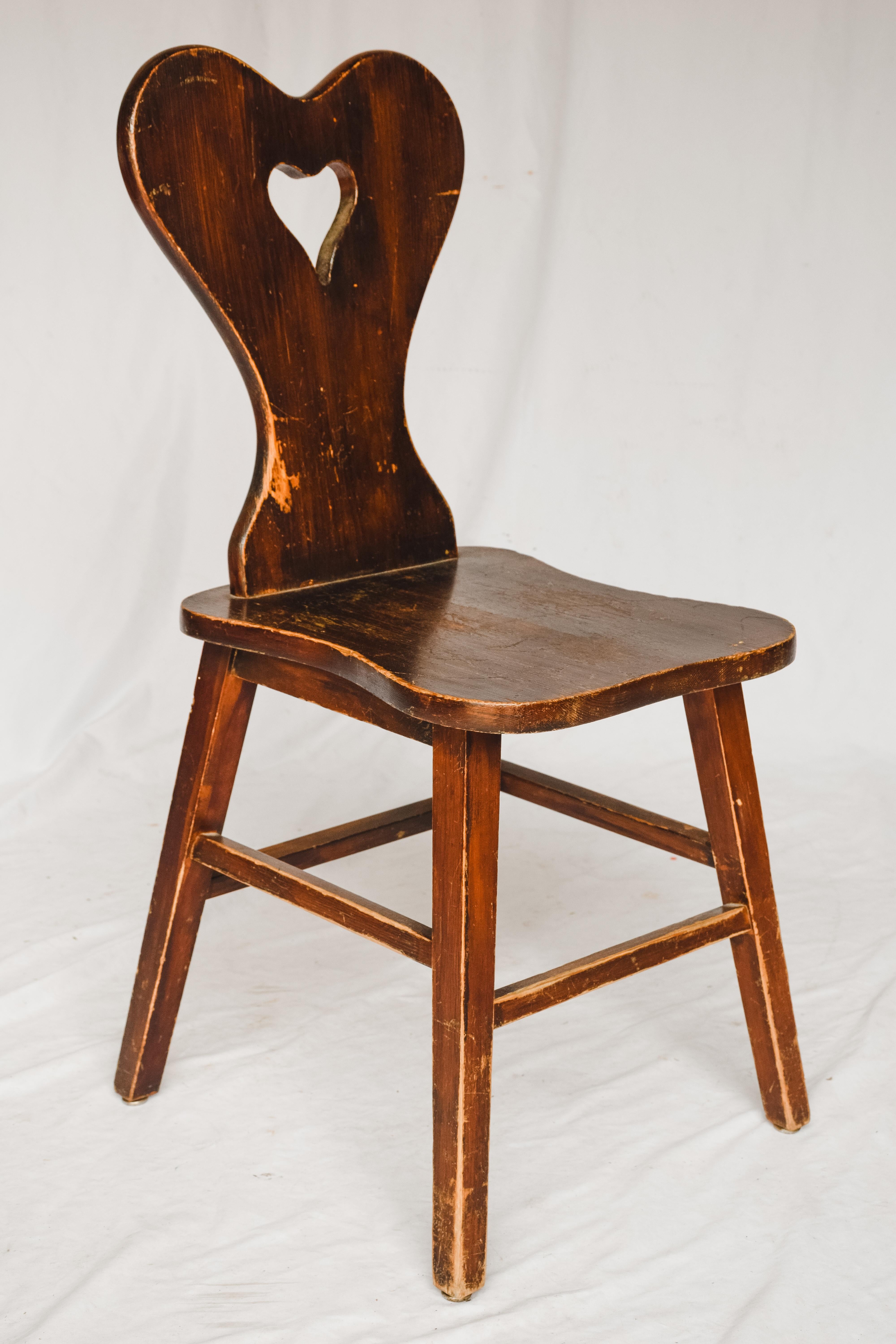 Wooden Heart Shaped Chair 2