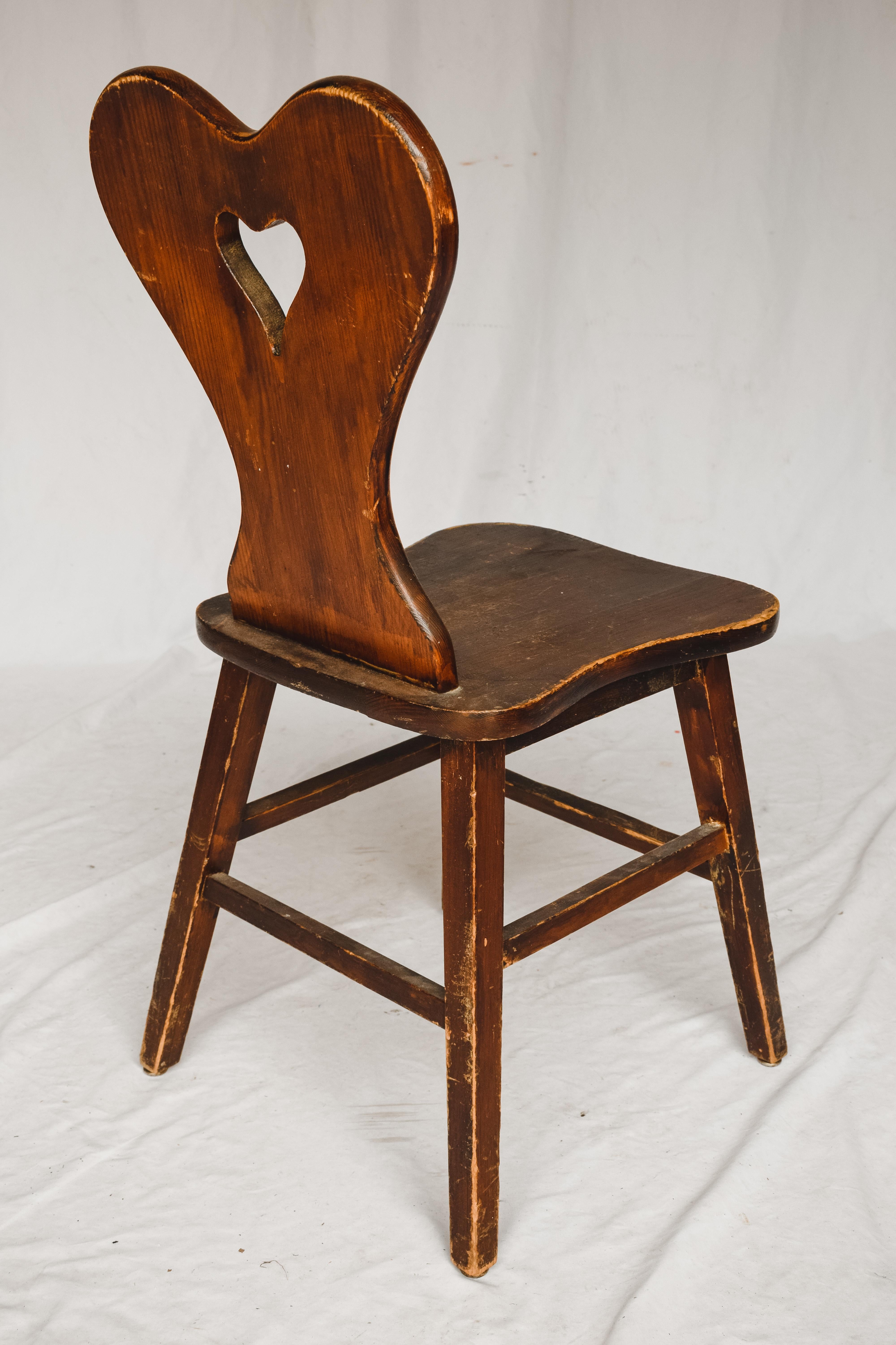 Wooden Heart Shaped Chair 1