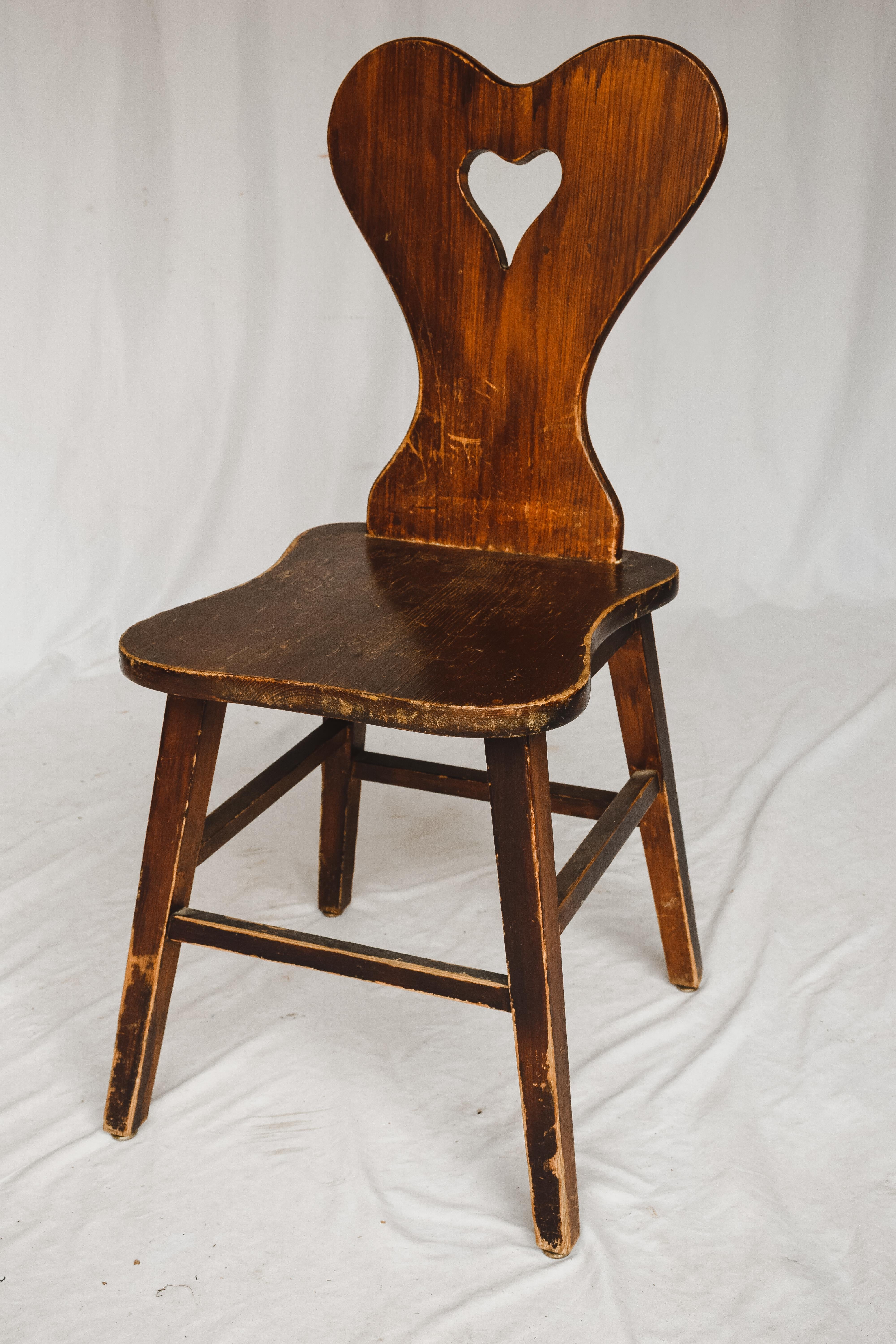 Wooden Heart Shaped Chair 1