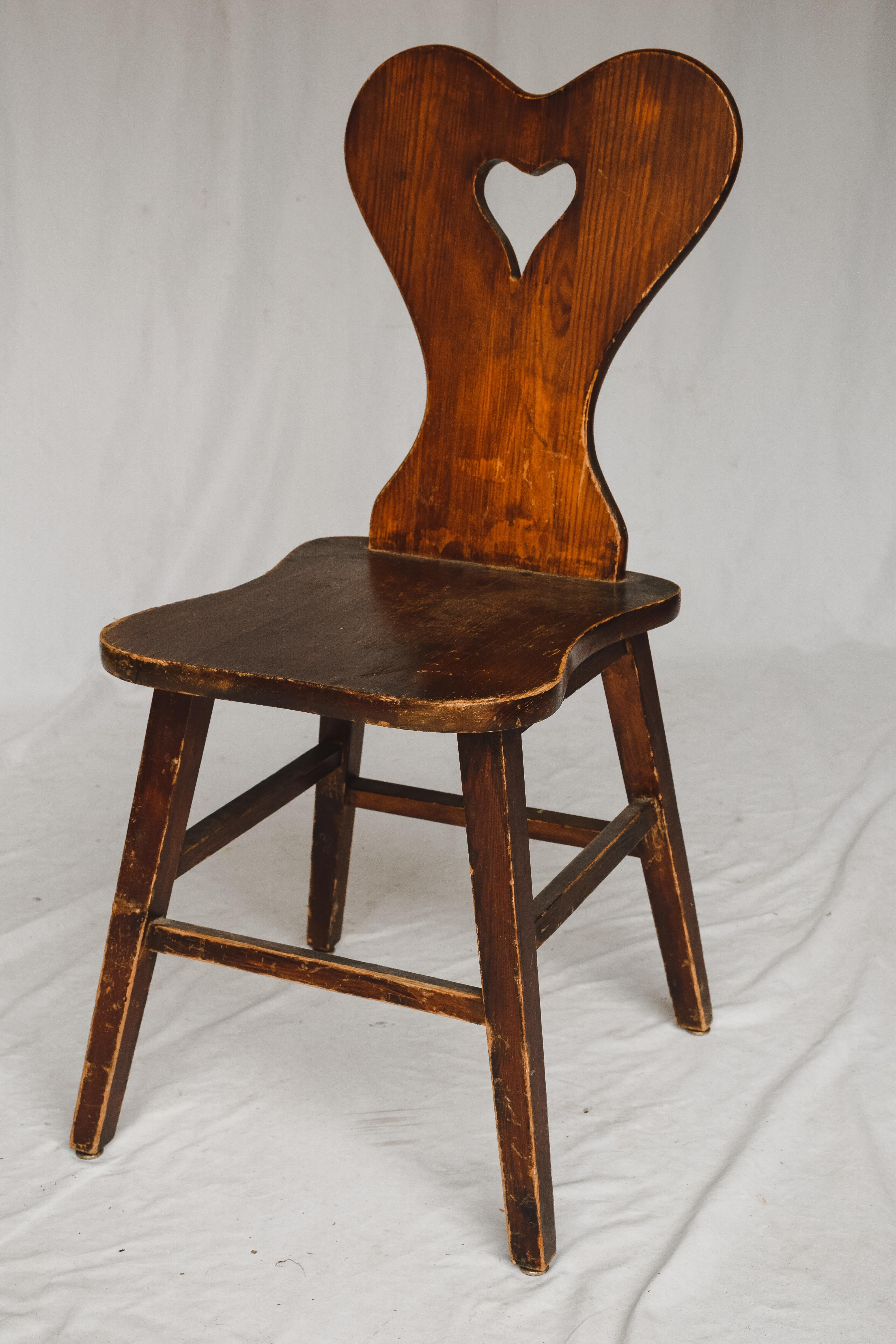 Wooden Heart Shaped Chair 4