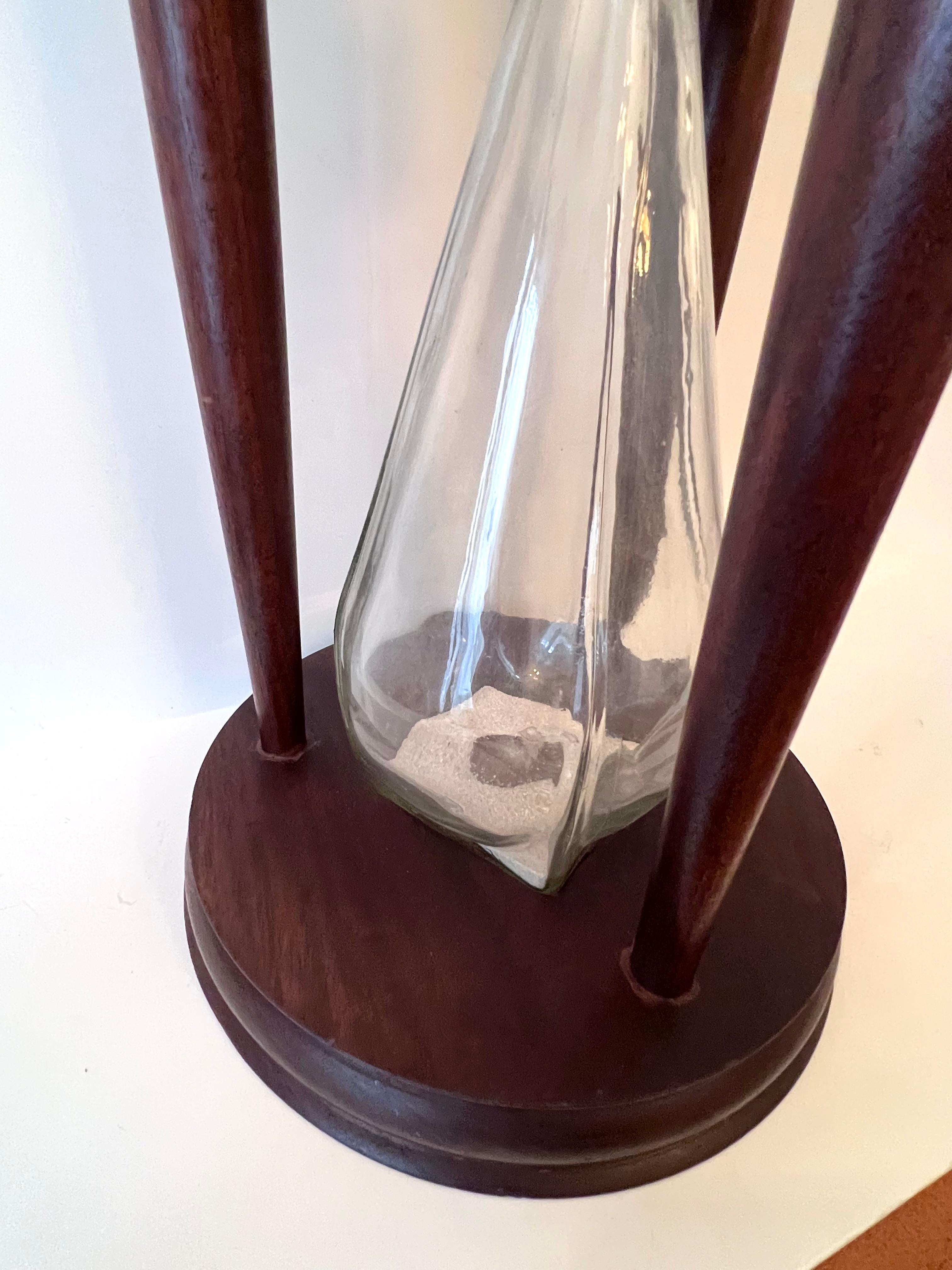 Wooden Hour Glass or Sand Timer with Hand Blown Glass In Good Condition For Sale In Los Angeles, CA
