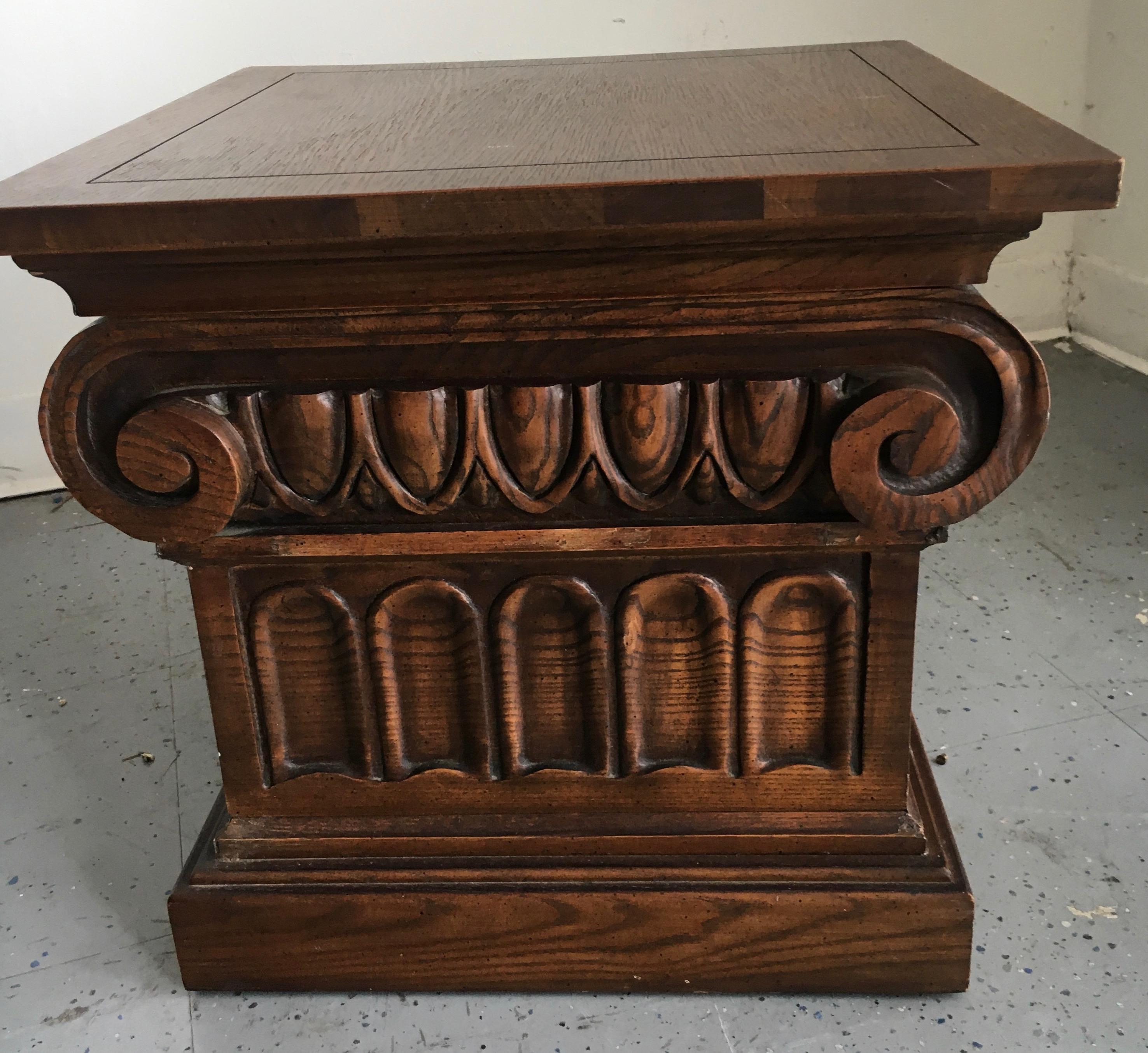 Wooden Ionic Column Side Table Stool In Excellent Condition In Los Angeles, CA