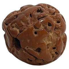 Netsuke giapponese in legno Charme 'Noisette' anni '70, epoca Showa