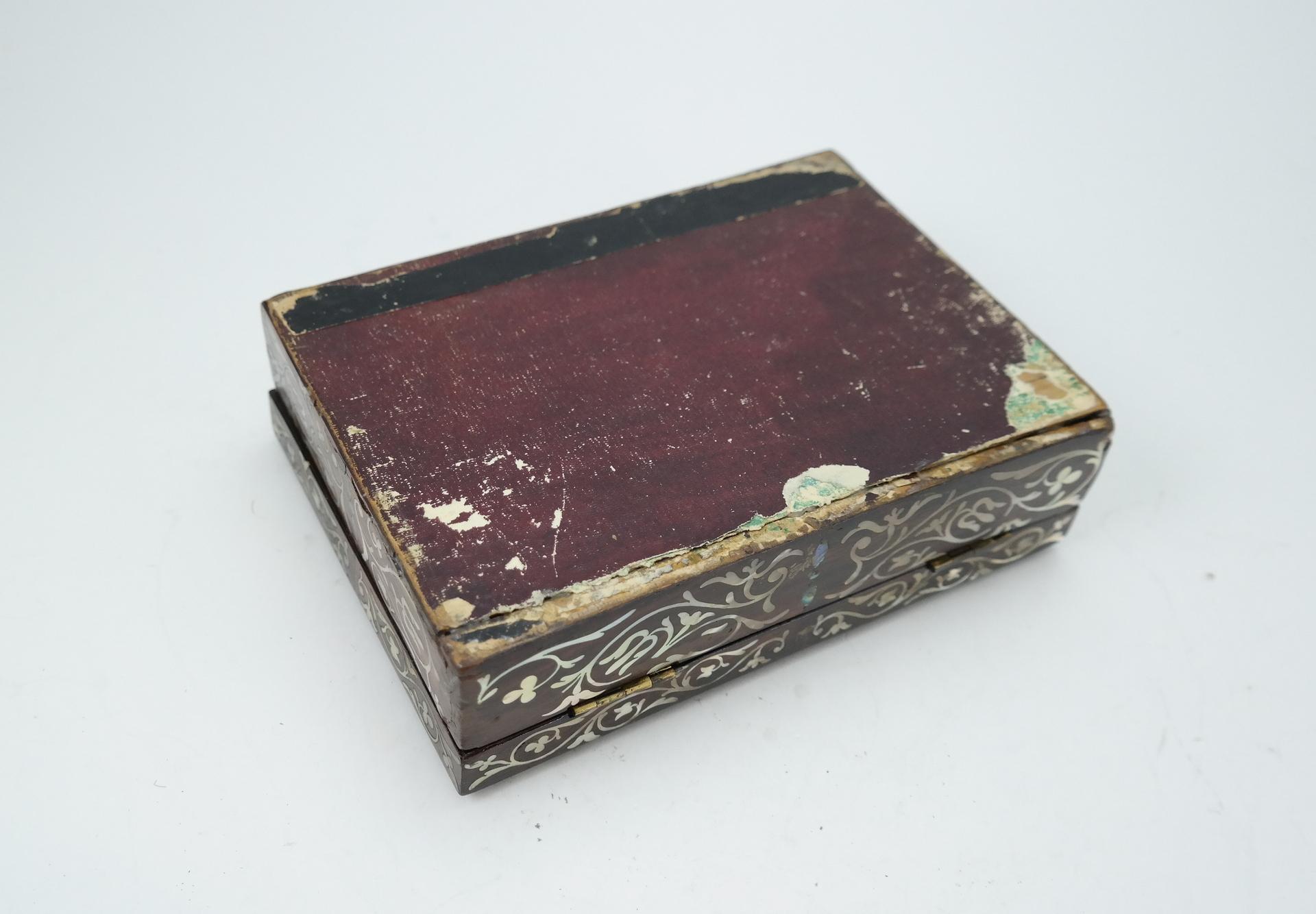 Mother-of-Pearl Wooden Jewelry/Trinket Box with Mother of Pearl Inlay, 19th Century
