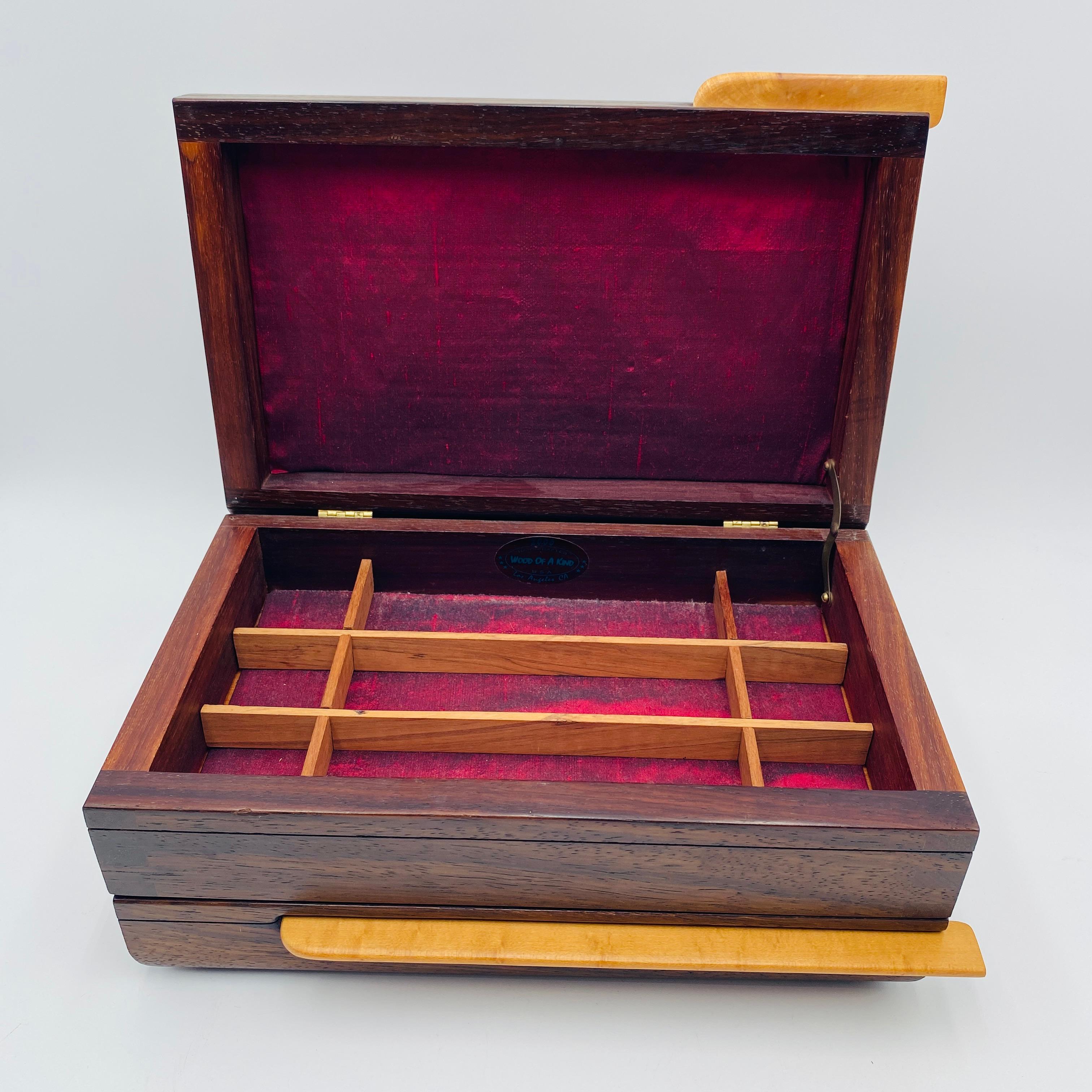 Mid-Century Modern Boîte à bijoux bois en vente